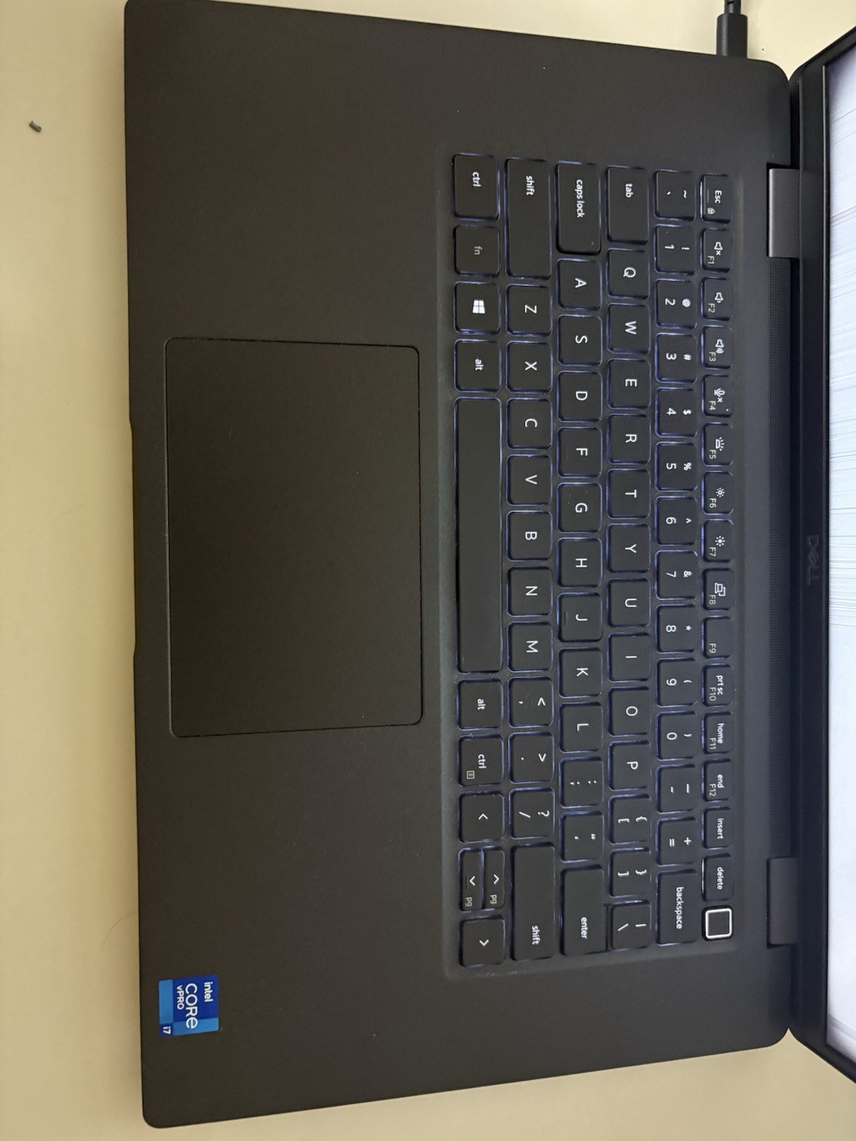 DELL LATITUDE 7520 15.6″ i7-1185G7, 16GB RAM, **NO SSD, BROKEN SCREEN**