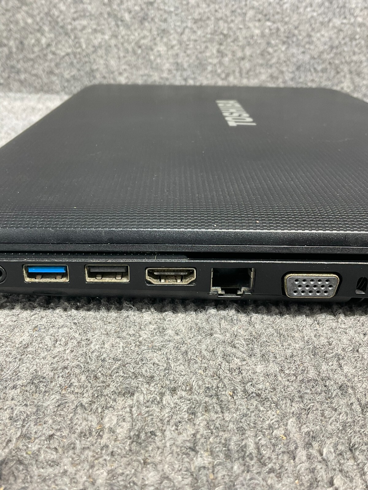 Toshiba Laptop PSCBUU-002008 Vision AMD HDMI USB Used