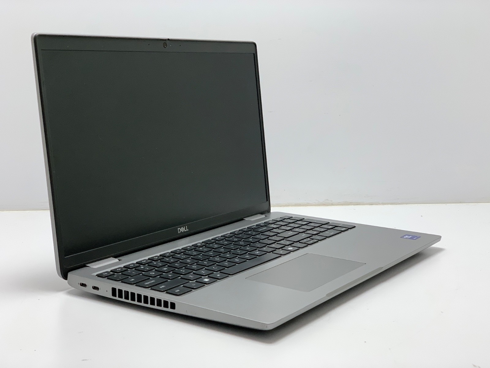 Dell Latitude 5550 | Ultra 7 155U | 16GB RAM | 256GB NVMe | LINUX | READ