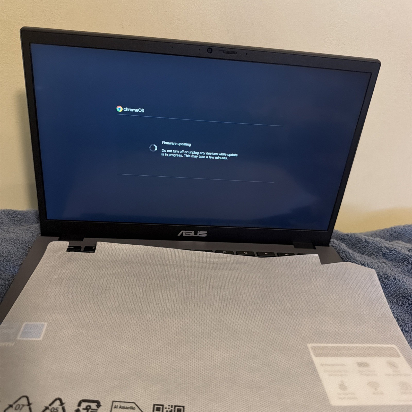 ASUS Chromebook Plus CX3402CV 14″ FHD i5-1334U 8GB DDR5 128GB SSD – Rock Grey