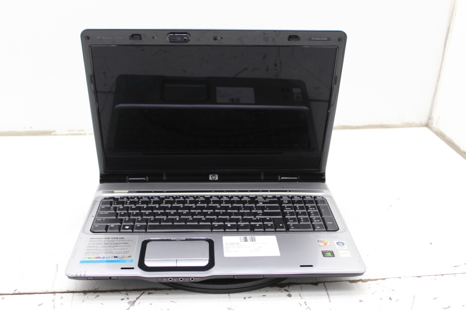 HP Pavilion dv9205us Laptop AMD Turion 64 x2 TL-50 1GB Ram No HDD or Battery