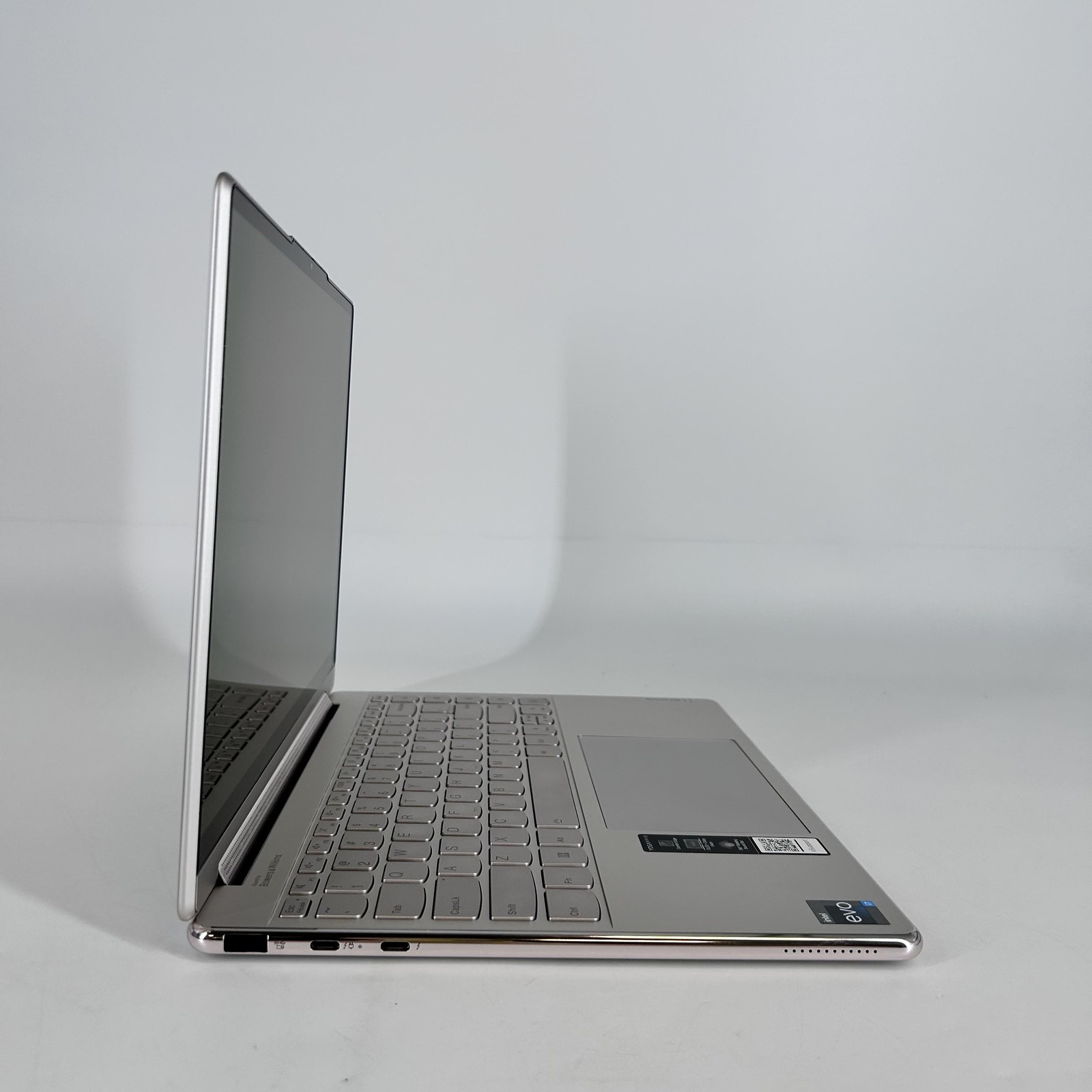 Lenovo Yoga 9i 14 QHD+ TOUCH 2.2 GHz i7-1360P 16GB 512GB SSD – Bad Microphone