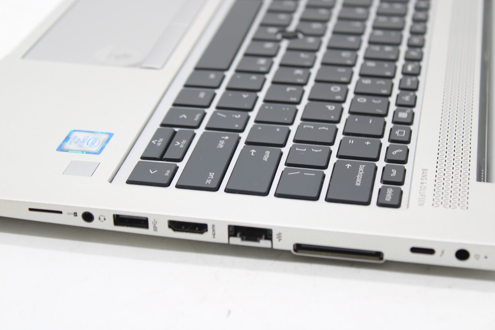 HP Elitebook 830 G6 – W11 Pro, 256GGB SSD, 16GB RAM, Intel i7-8665U w/ Charger