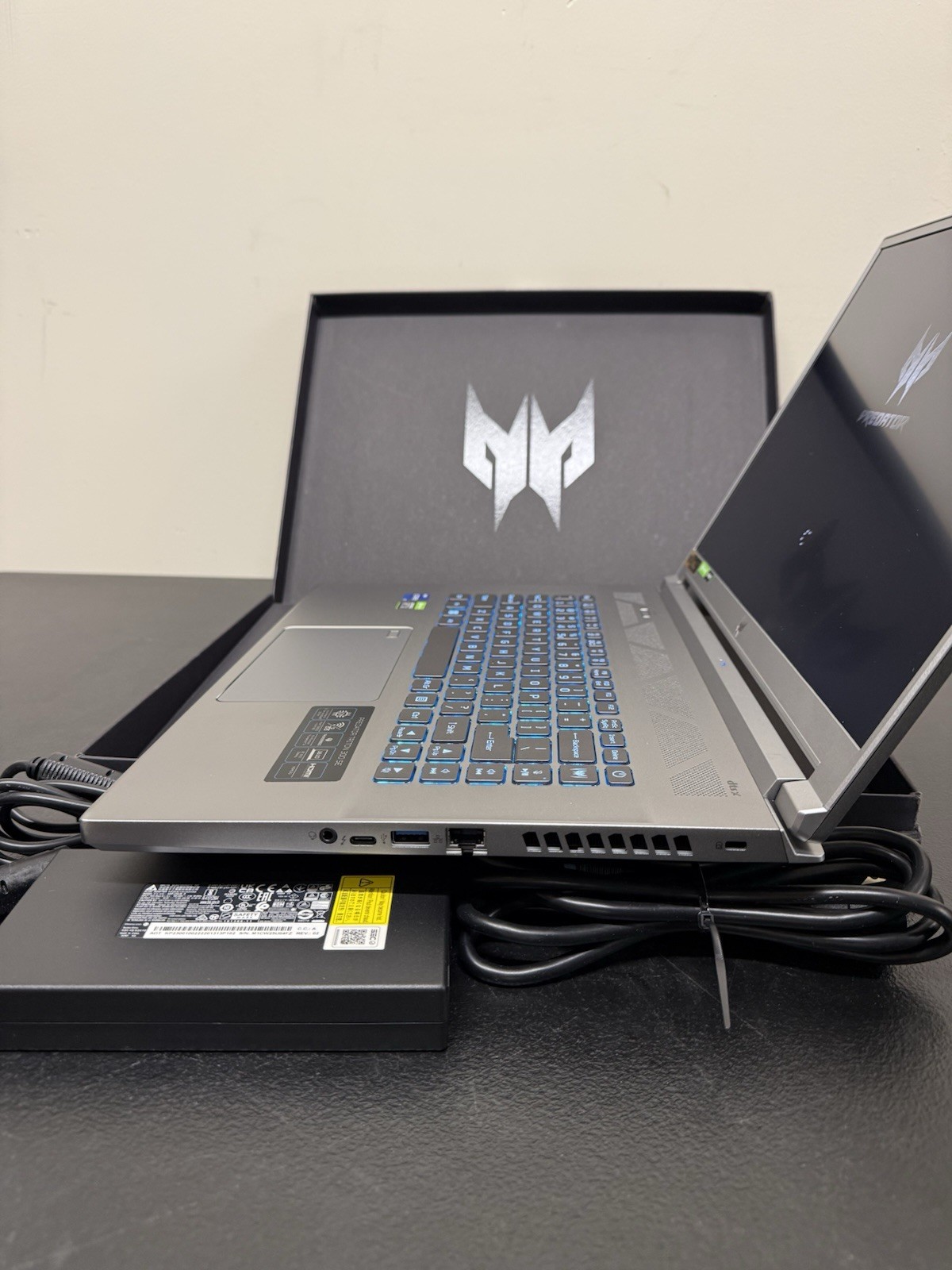 Acer Predator Triton 300 SE 16″WQXGA Intel i7 16GB RAM 1TB SSD RTX3060 Windows11