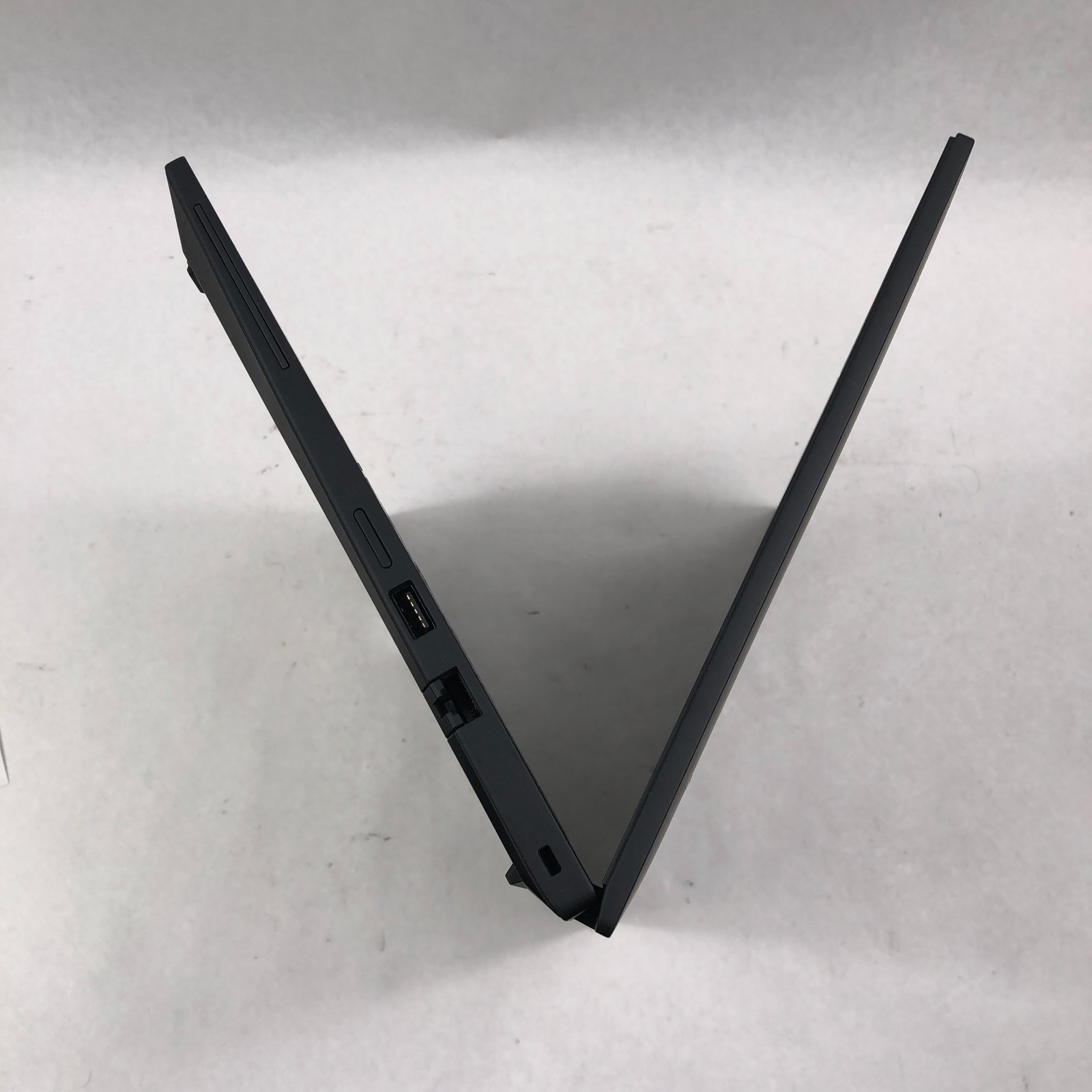 Lenovo ThinkPad T14 Gen 5 Ryzen 5 PRO 8540U 16GB RAM 512GB SSD Win 11 Pro