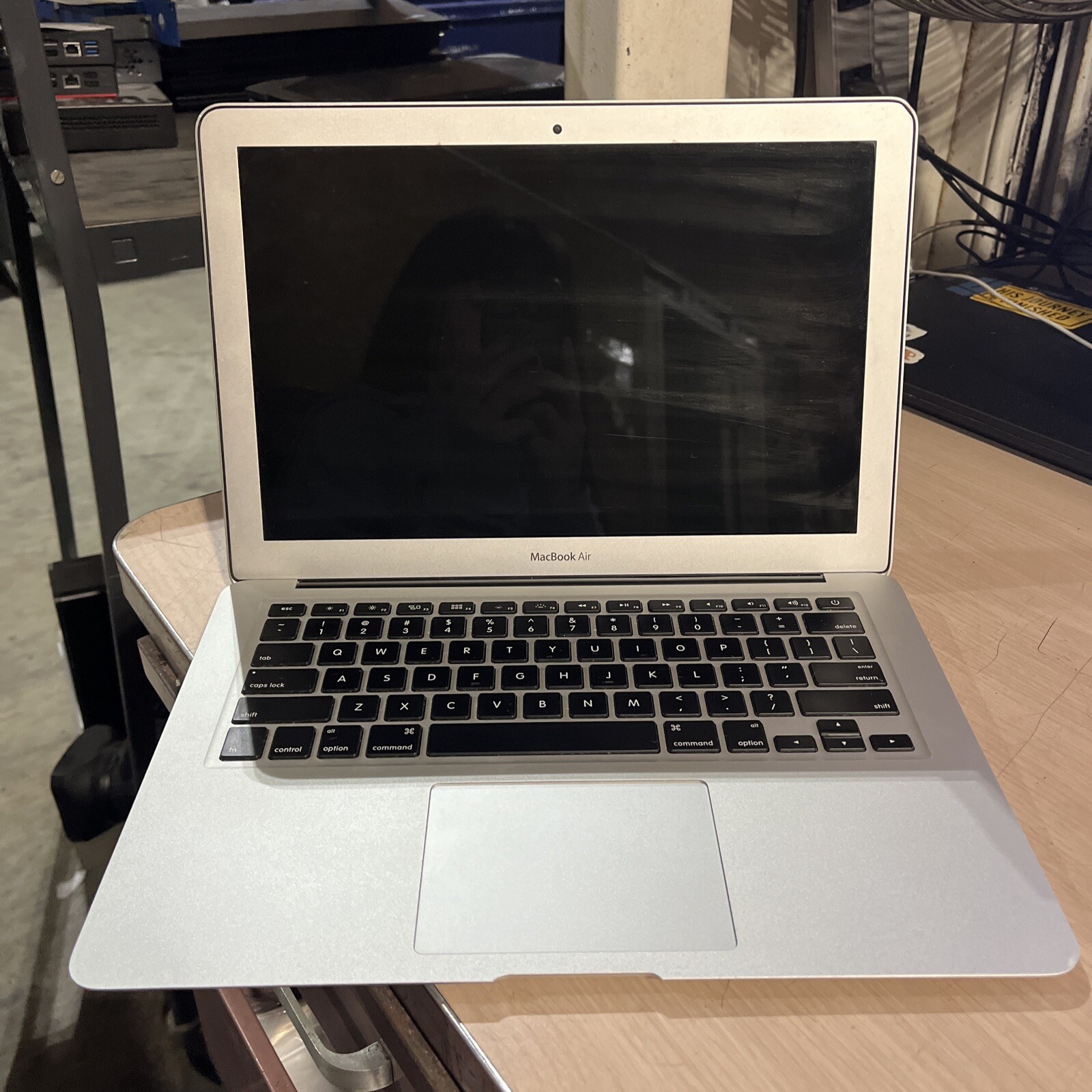 MACBOOK AIR 13″ MID 2012 1.8GHZ CORE I5-3427U 8GB RAM NO HD