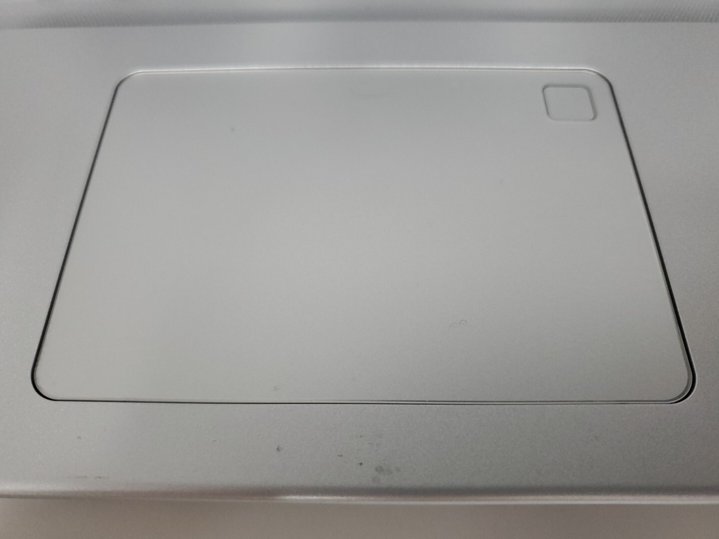 Asus Vivobook X712F i5-8265U 1.60GHz 8GB RAM 1TB HDD Windows 11 Pro