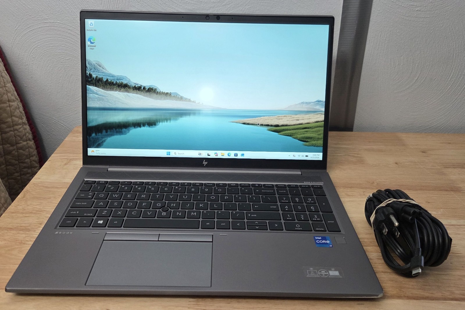 HP ZBook Firefly 15 G8 15.6 Laptop BRAND NEW BATTERY! i7-1165G7 Windows 11 Pro
