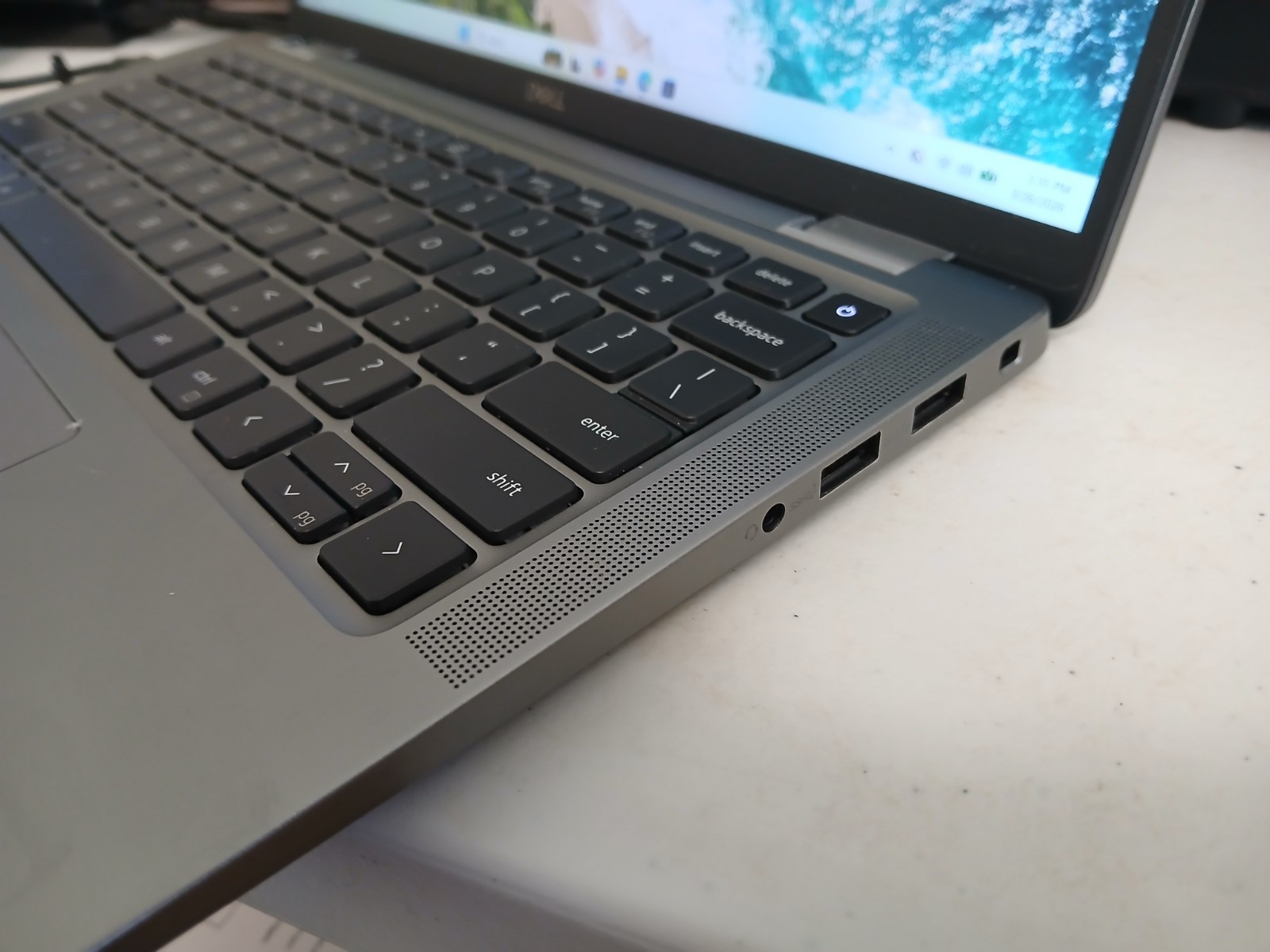 Dell Laptop 7440 Latitude Ultrabook FHD 16gb 240 SSD I7 14″ C260328