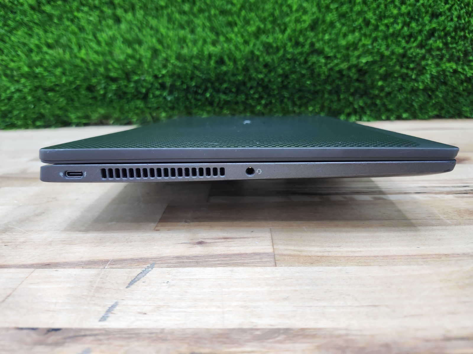 Dell Latitude 7420 14″ FHD i7-1185G7 3.00GHz 32GB 256GB SSD Windows 11 Pro ~