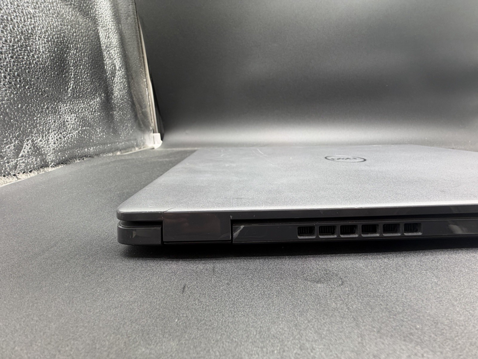 Dell Latitude 3510 15.6″ Intel i5-10210U 1.60GHz 16GB RAM 256GB SSD Windows 11P