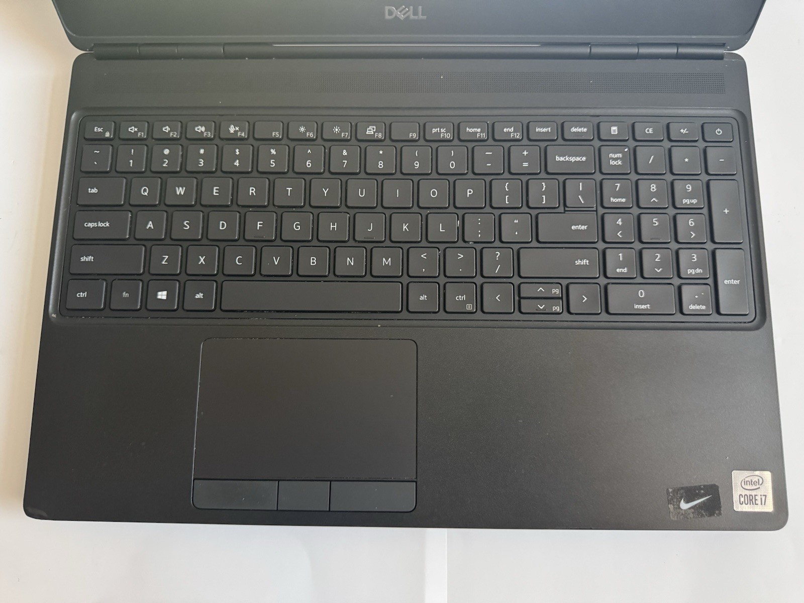 Dell Precision 7550 15.6″ FHD i7-10750H 2.6GHz 32GB 256GB NVIDIA T1000 READ