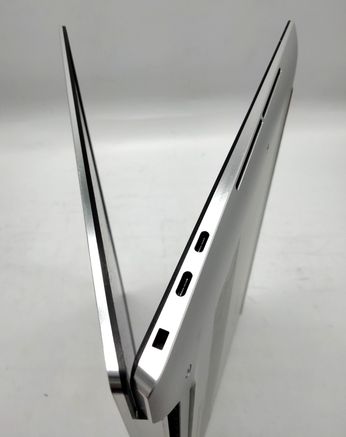 Dell XPS 15 9500 i7-10875H 2.30GHz 32gb Ram 512gb SSD Win11 laptop
