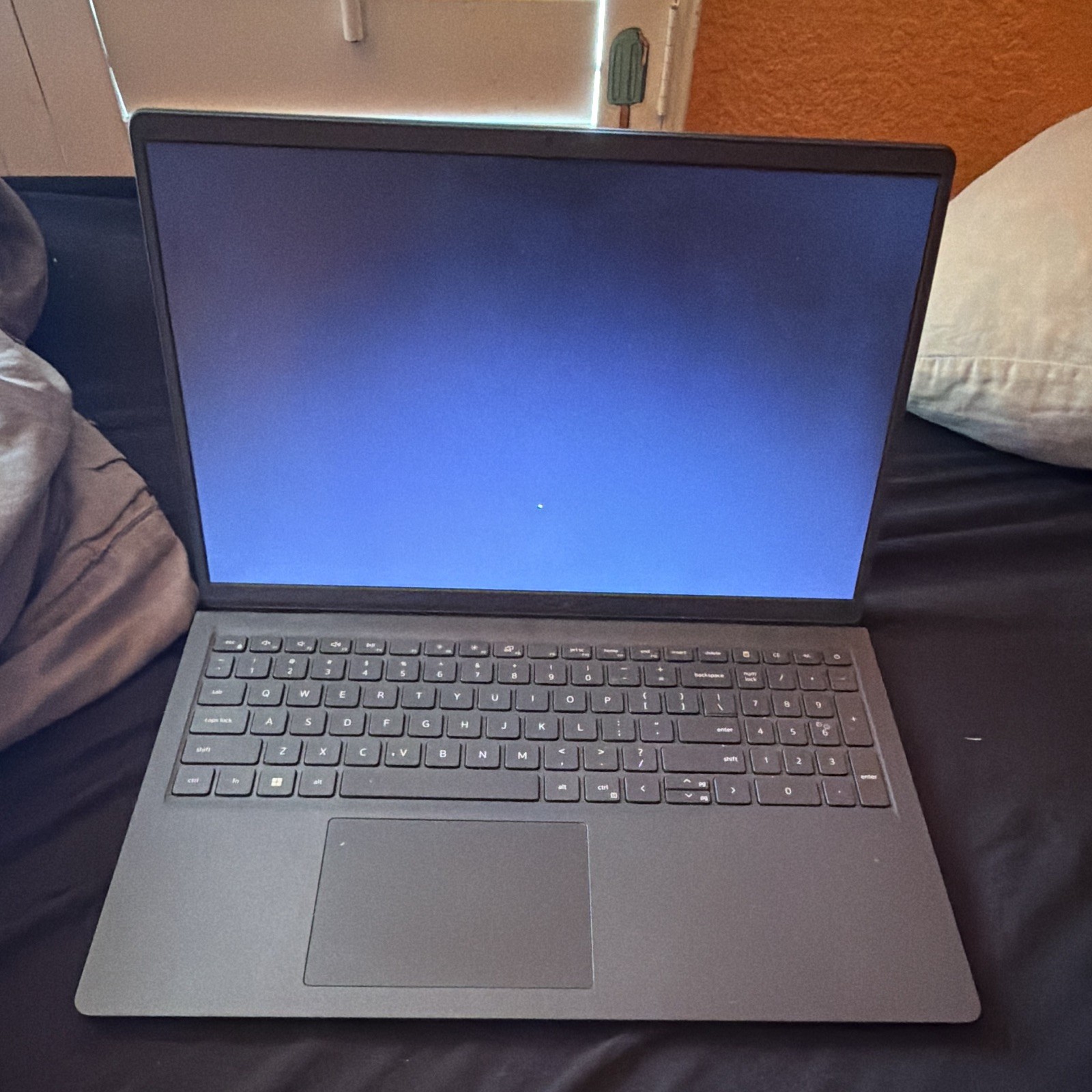 Dell Inspiron 15.6″ Gray Laptop Intel Pentium 4GB RAM UHD 620 Win 11