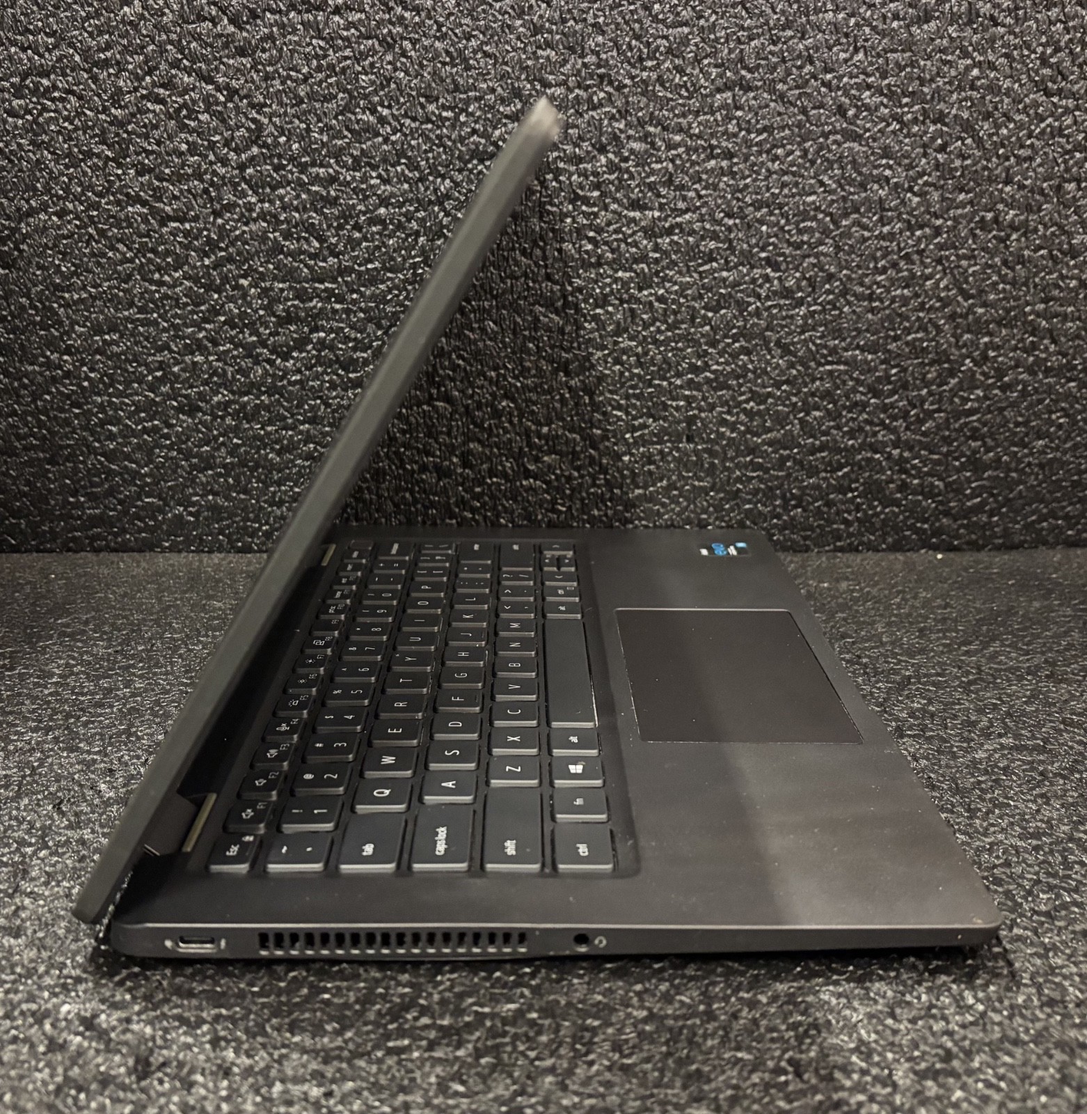 Dell Latitude 7420 14″ i5-1145G7 | 16GB | NO SSD/FOR PARTS | READ DESCRIPTION