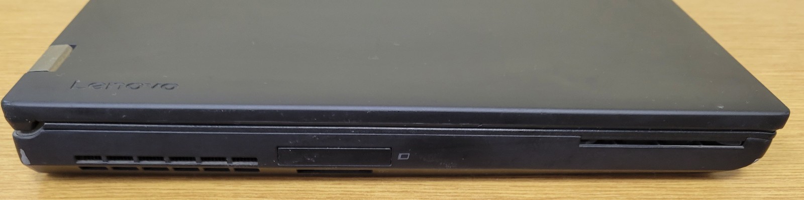 Lenovo ThinkPad P50 Xeon E3-1535 2.90GHz 16GB 256GB NVMe Win10 Pro M2000M