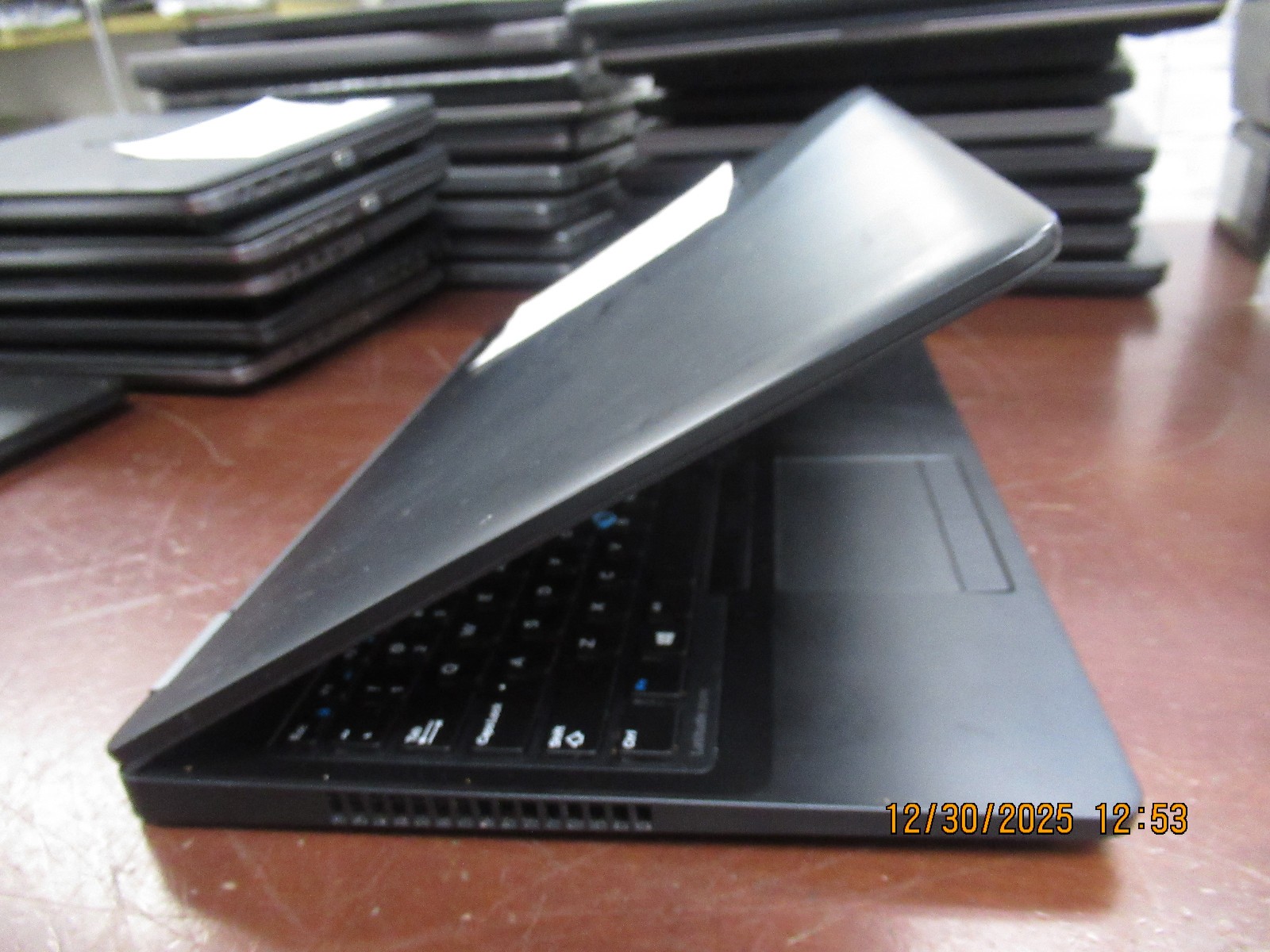 Dell Latitude E5570 i5-6200U 2.30GHz 16GB Laptop w/ BIOS [NO HDD/OS/AC] ####