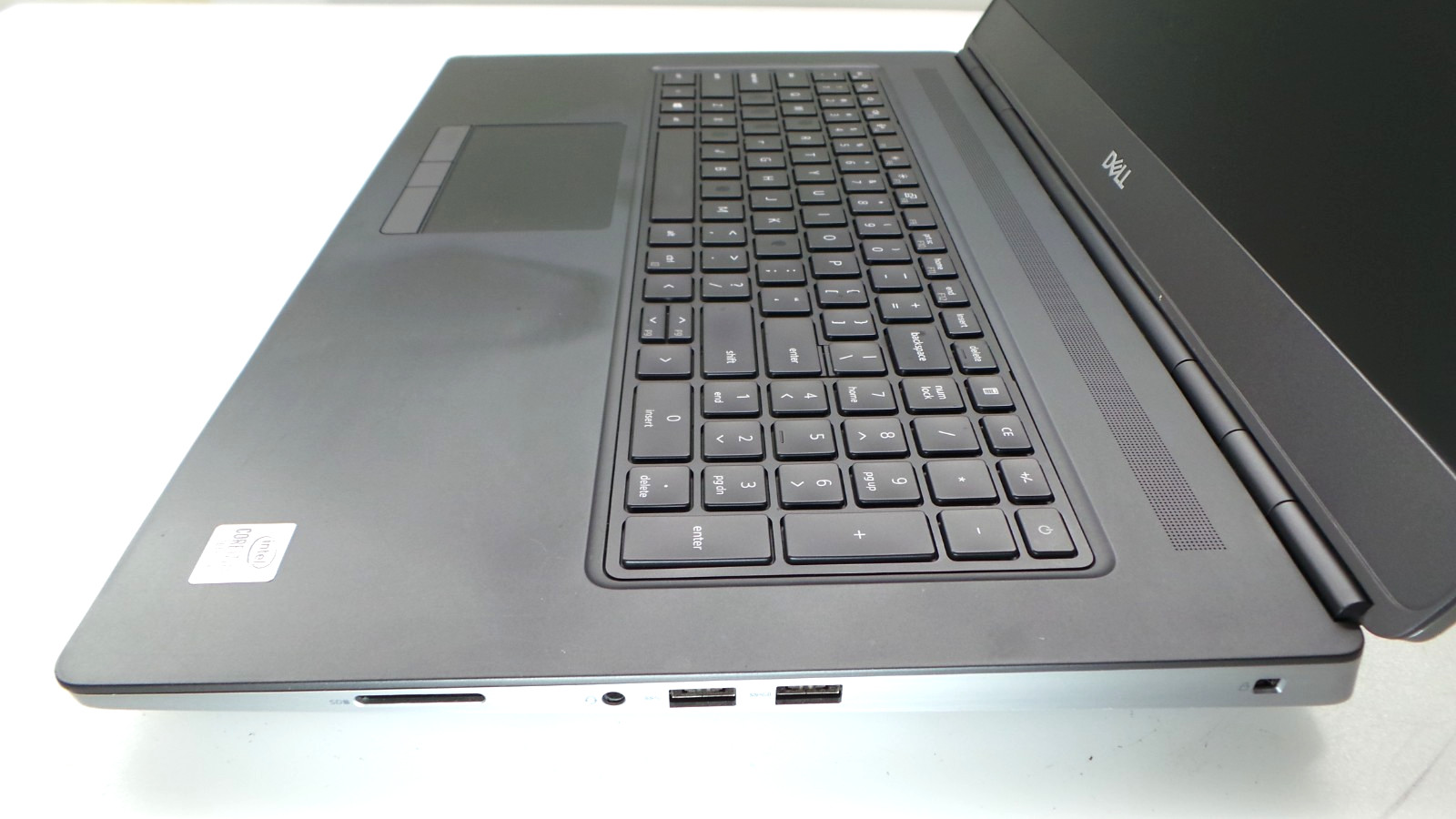 Dell Precision 7750 | 17.3″ | i7-10875H | 72GB 1TB SSD | RTX 3000