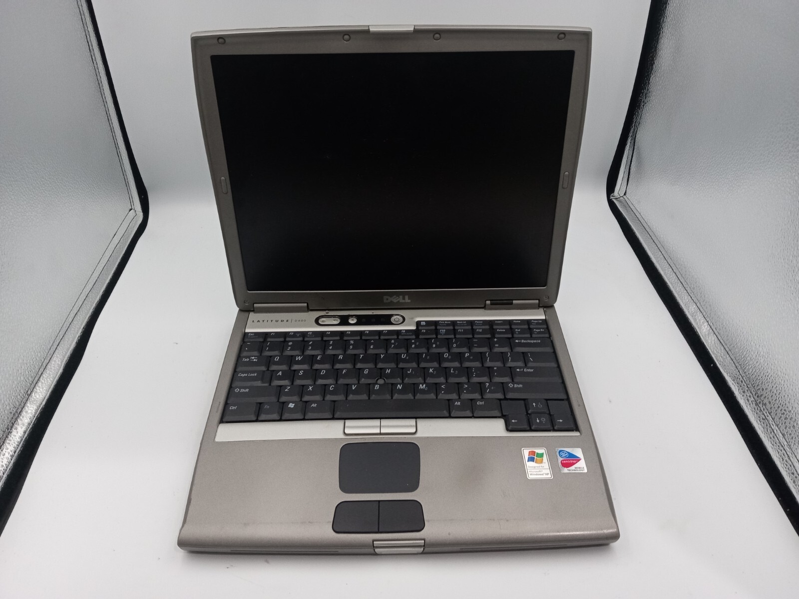 Dell Latitude D600 14″ Laptop Intel Pentium CPU – PARTS/REPAIR – NO BOOT -RR