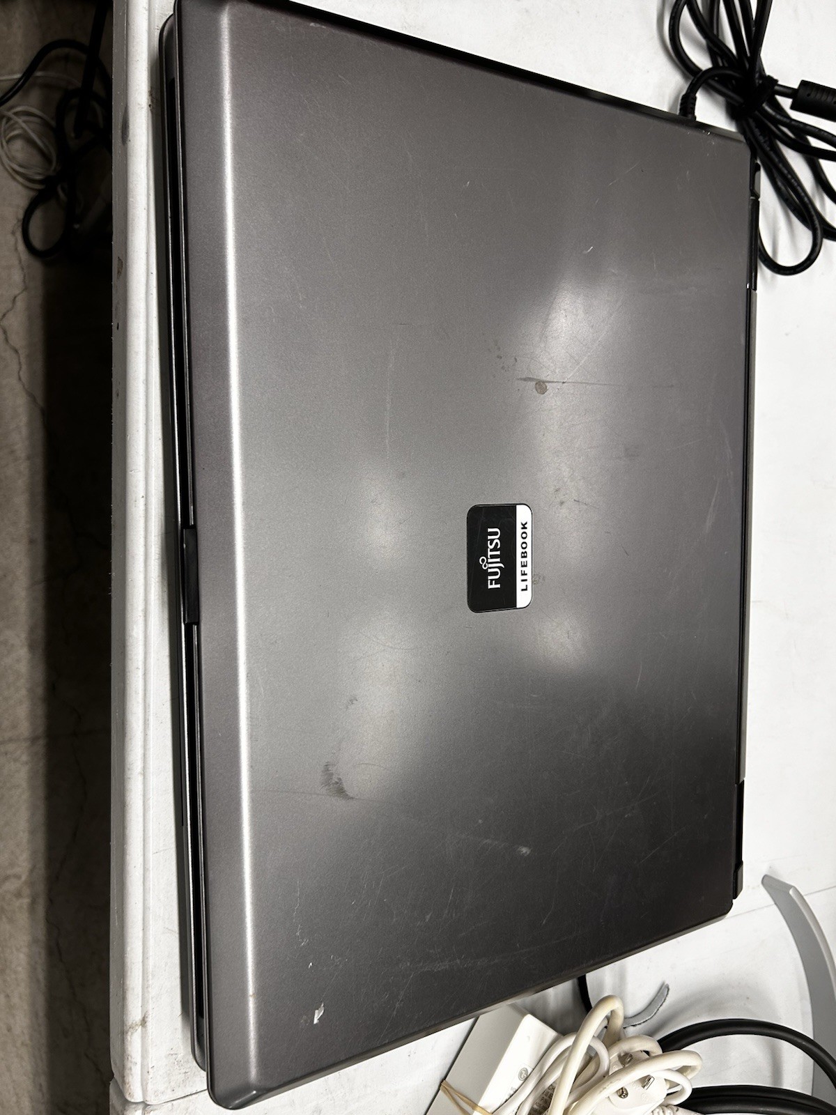 Fujitsu Lifebook N6410 17″ Centrino T2400 + 4GB Ram