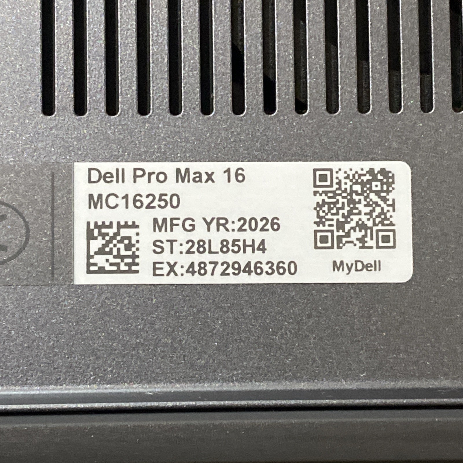 Dell Pro Max 16 Ultra 9 285H NVIDIA RTX PRO 2000 1TB 32GB