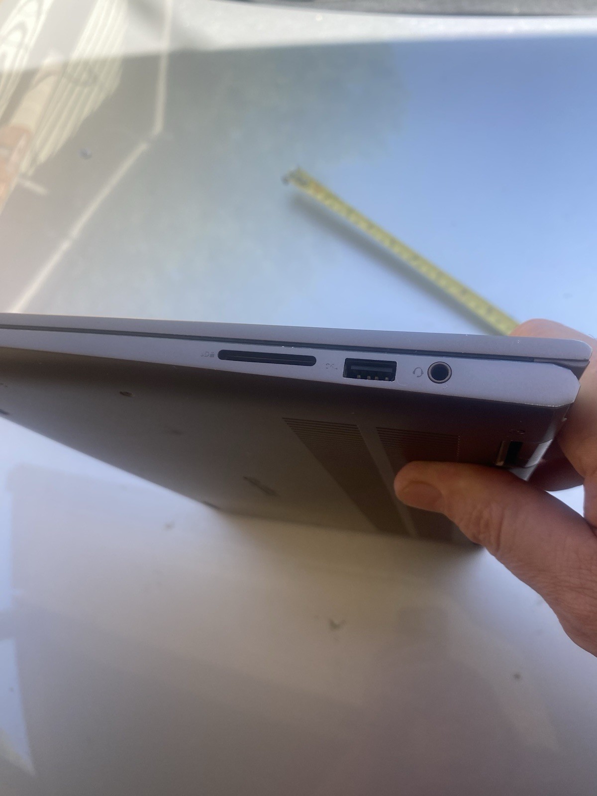 Dell Inspiron 7405 2N1 14″ Ryzen 5 4500U 4.0GHz 8GB RAM 256GB SSD