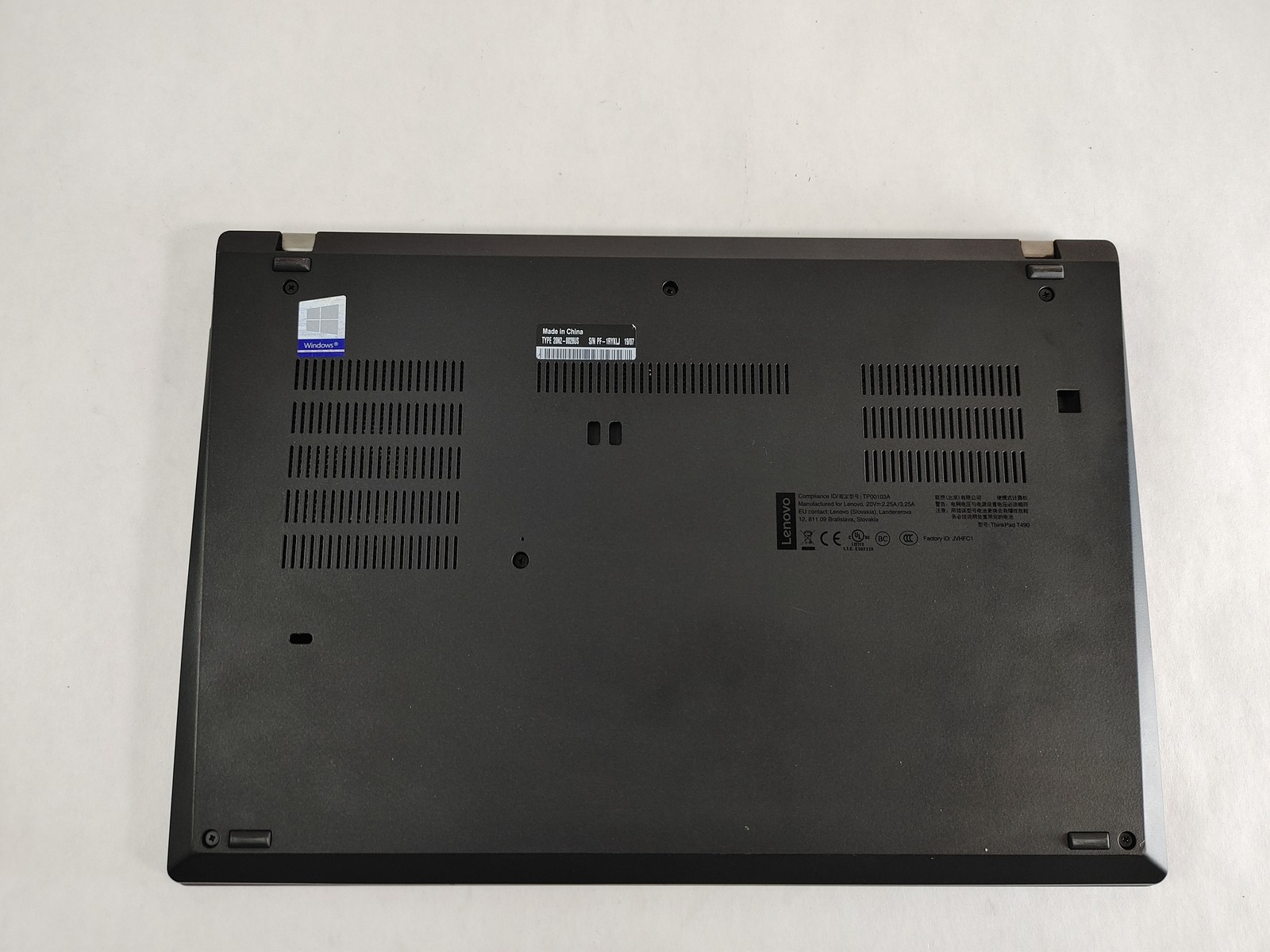 Lenovo ThinkPad T490 Core i7-8565U 1.80 GHz 16 GB DDR4 No HDD