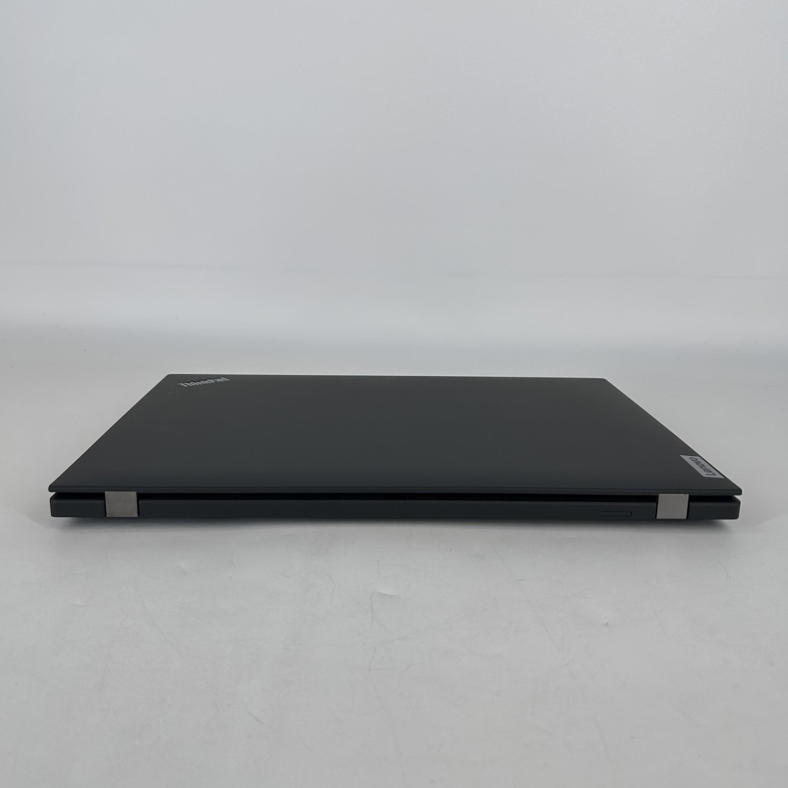 Lenovo ThinkPad T16 Gen 2 FHD+ TOUCH 3.3 GHz Ryzen 7 PRO 7840U 16GB 512GB SSD