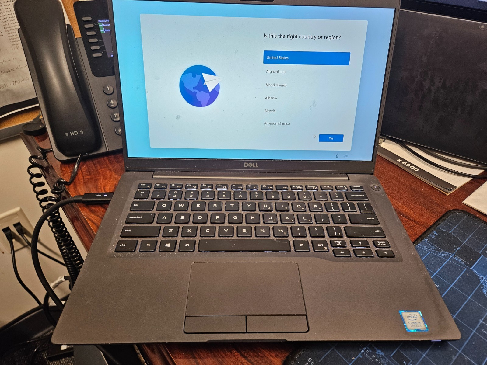 Dell Latitude 7400 14 inch 256GB ssd Intel Core i5 8th Gen 1.60GHz 8GB ram win11