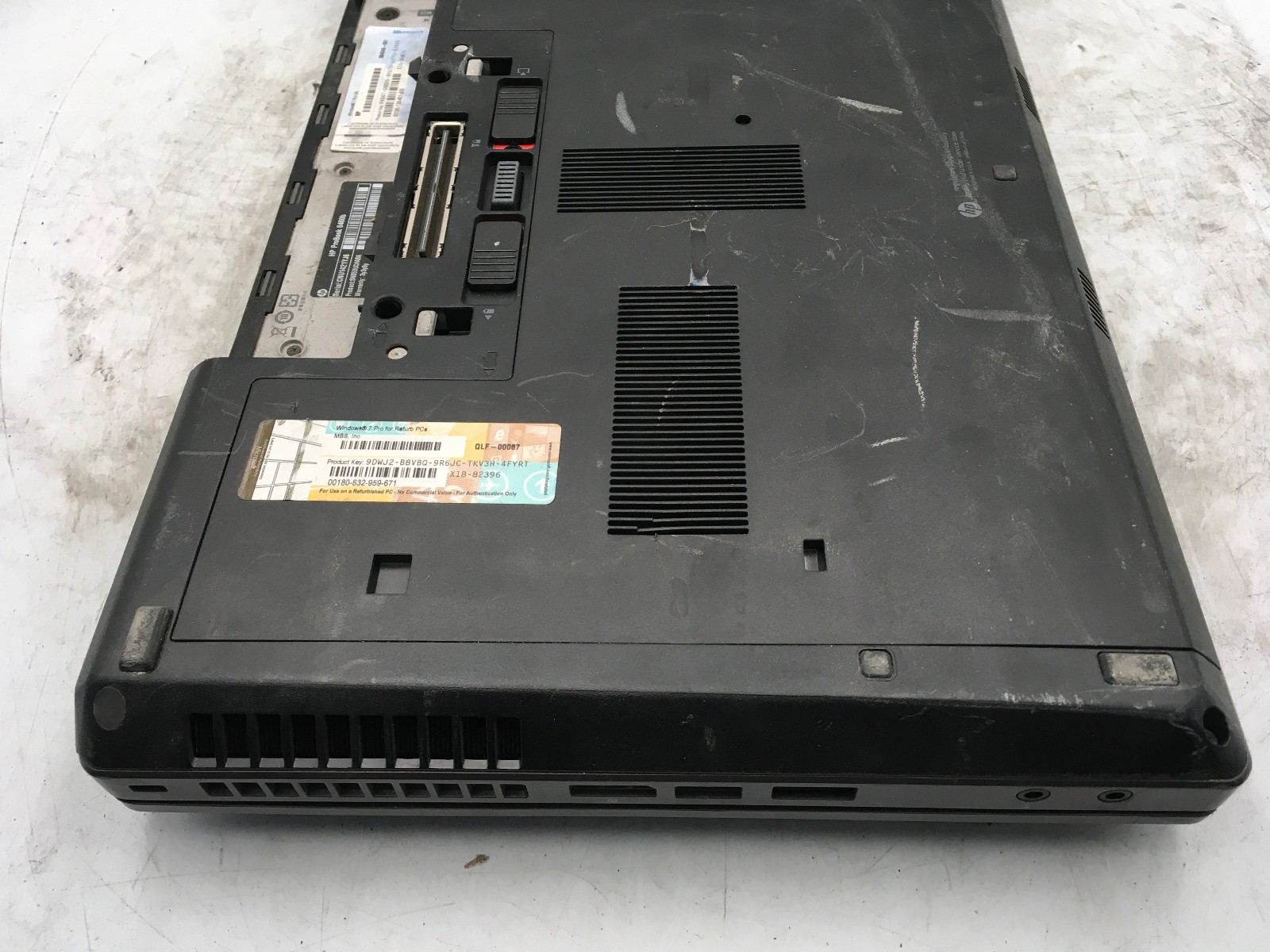HP PROBOOK 6460B – FOR PARTS/BAD LCD – INTEL I5 2ND GEN – NO ARM -READ DESC – BB