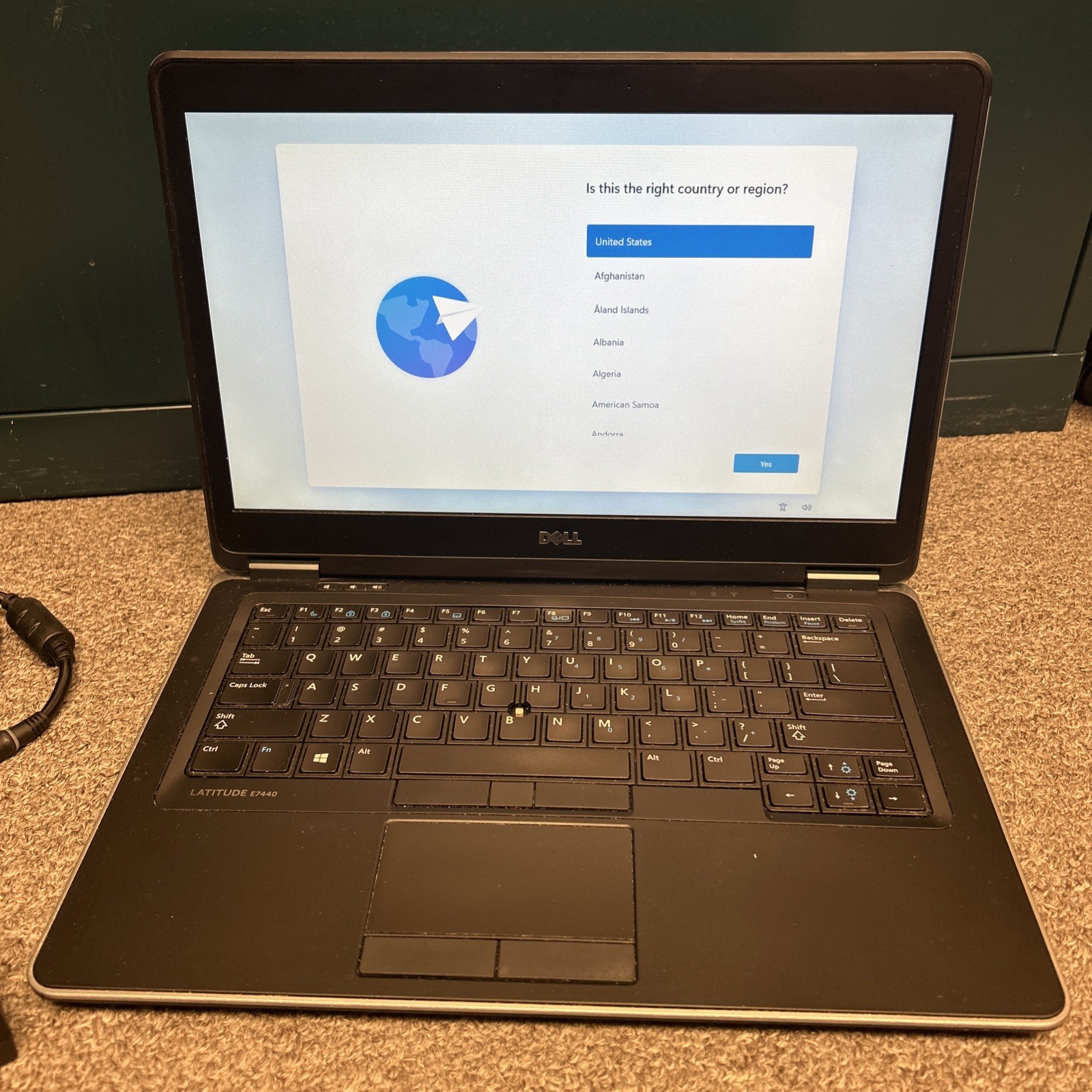 Dell Latitude E7440 Laptop 14″ Intel Core i3 4GB RAM 80GB SSD Windows 11 PRO