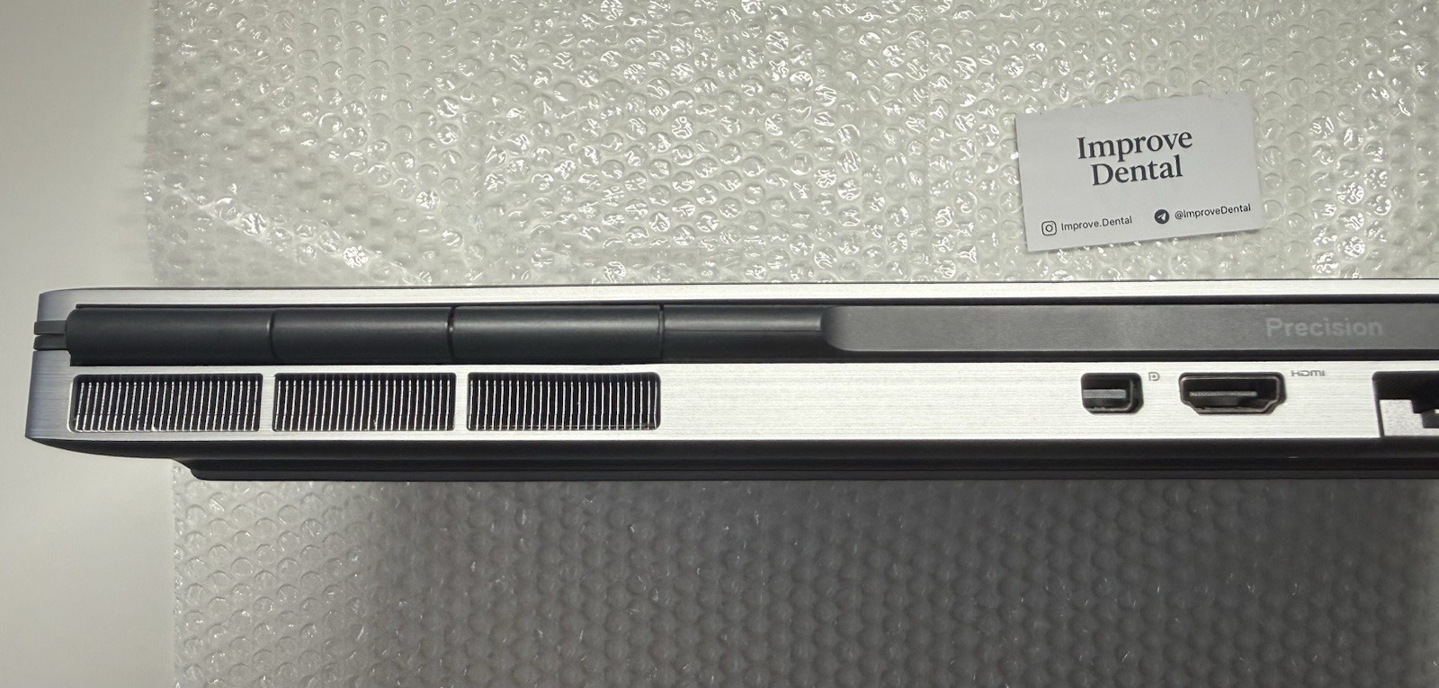 Dell Precision 7760 4K Xeon W-11855M 64GB (2×32)RAM 1TB SSD RTX A5000 16 GB