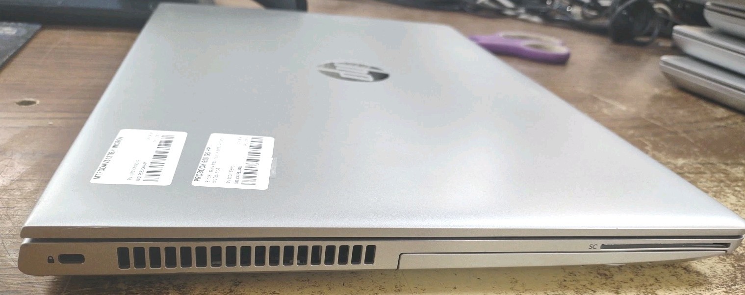 HP Probook 650 G5 LAPTOP 15.6 W/ i5-8365U 1.60GHz, 8GB, 512GB.