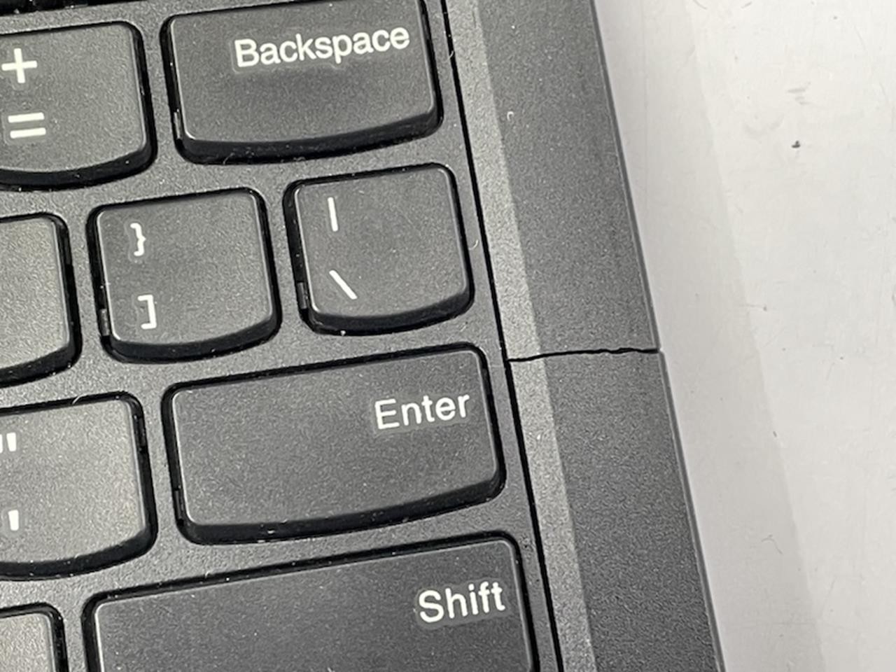 LENOVO THINKPAD YOGA 11E 5TH GEN Celeron N4120 1.10GHZ+4GB No HD/OS Bios Locked