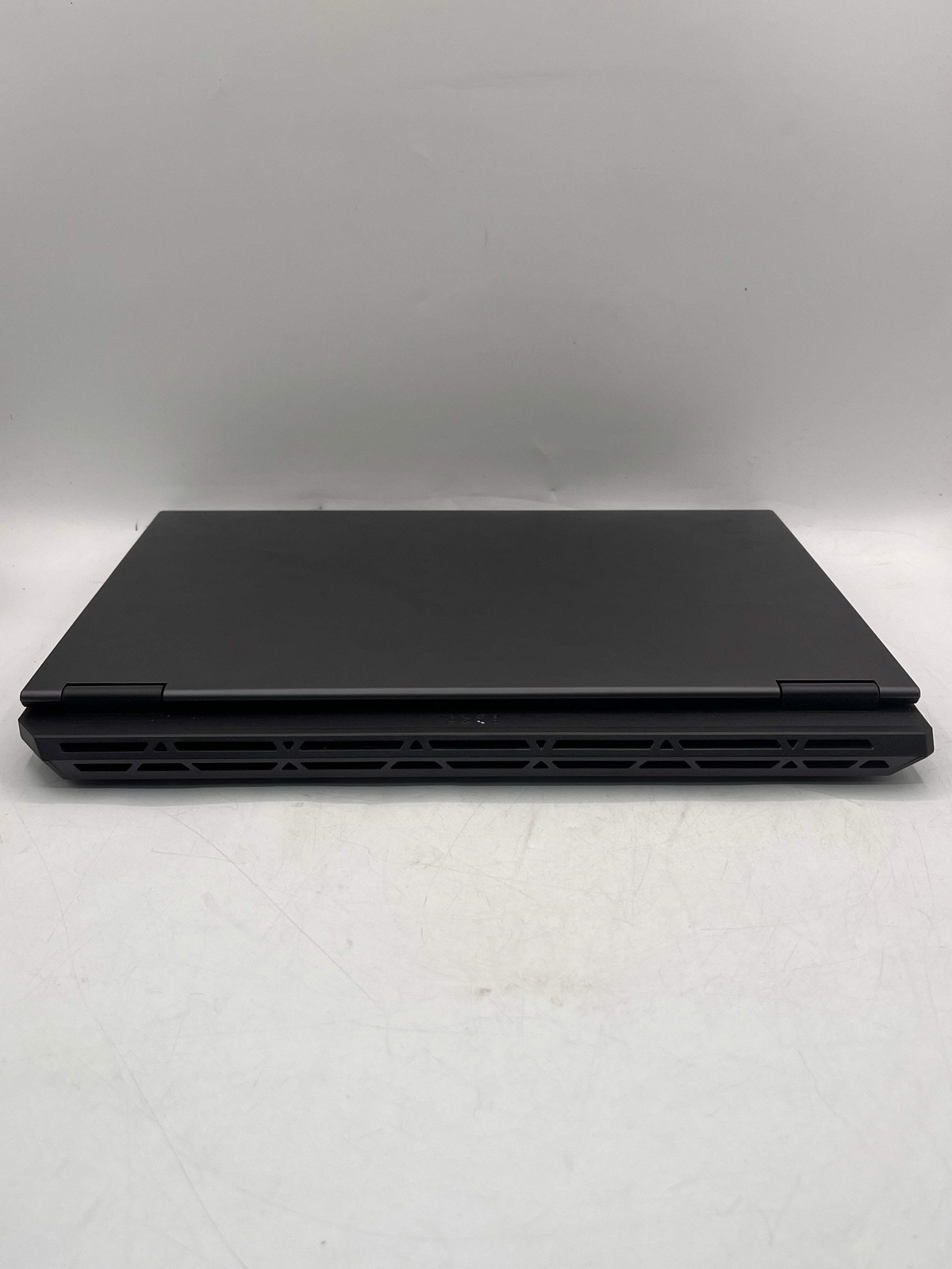 Asus TUF Gaming F16 16″ i5-13450HX 16GB 512GB RTX 5050 READ