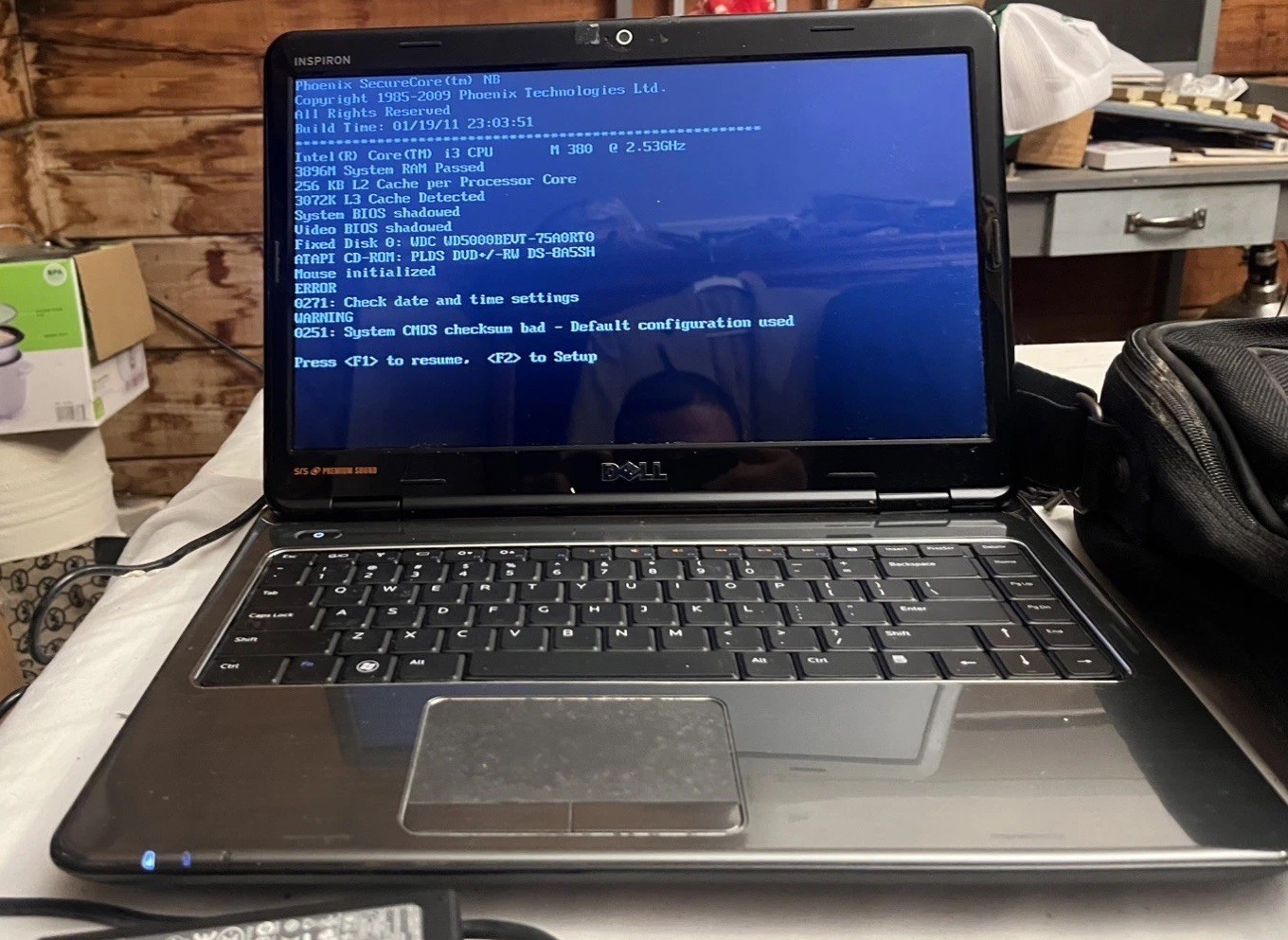 Dell Inspiron N4010 Reg Model: P11G, Laptop Bundle, SRS Premium Sound, Untested