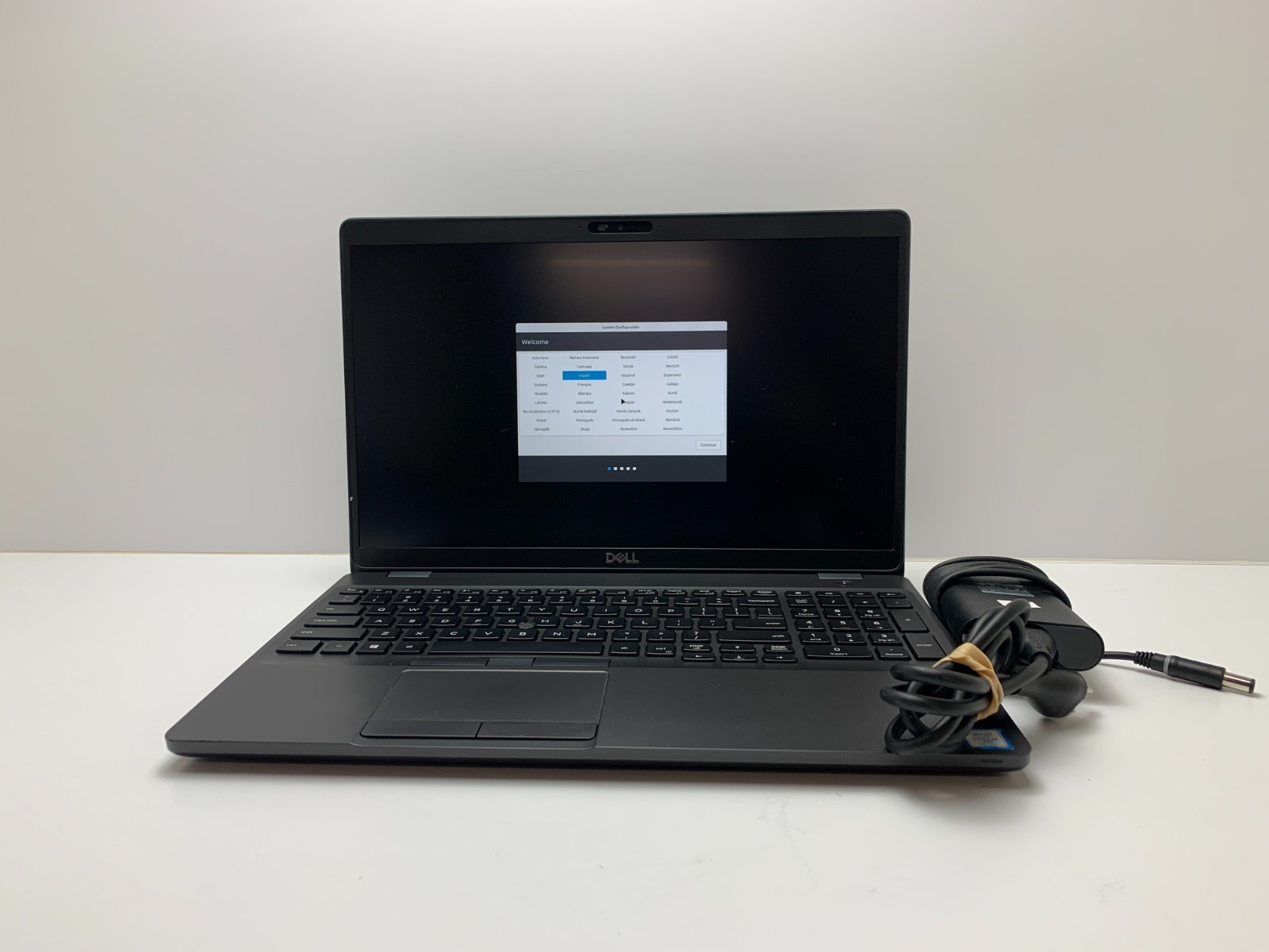 Dell Latitude 5500 | i7-8665U | 16GB RAM | 256GB SSD | LINUX | SCREENBURN