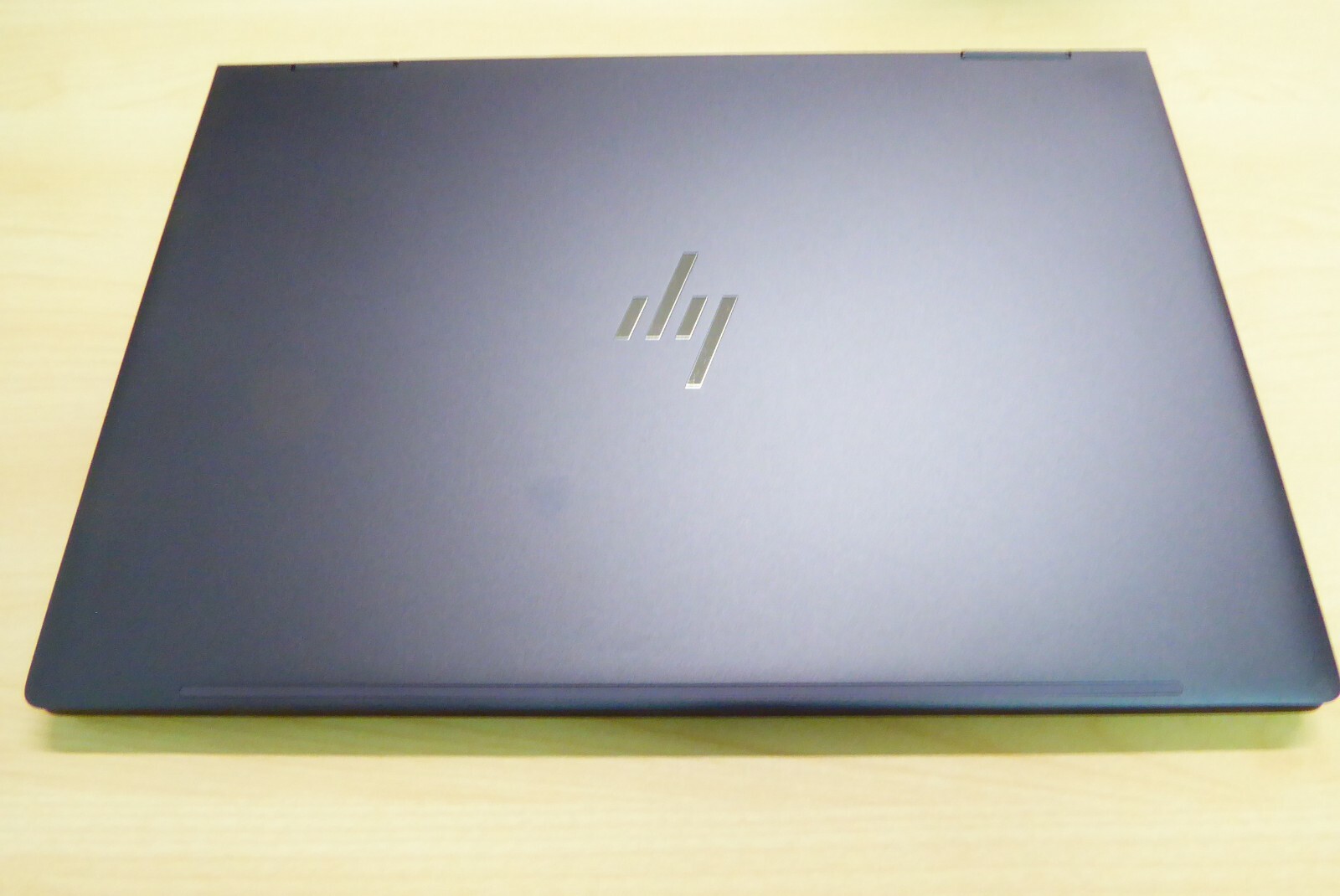 CAPTAIN NOTEBOOK HP ENVY X360 2-in-1 AMD RYZEN-7 3700U VEGA10 512G 16G FHD TOUCH