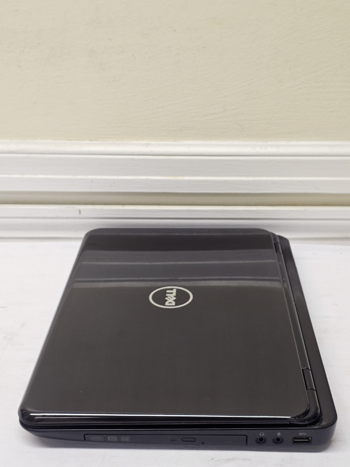 Dell Inspiron N5110 Laptop – i3-2310m – 4GB RAM – 640GB HDD – BAD BATT – Win 10