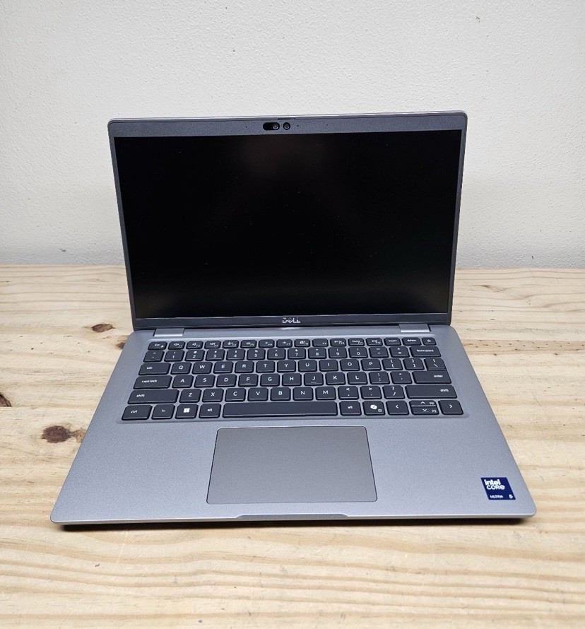 Dell Latitude 5450 14″ Intel Ultra 5 135U Laptop 512GB, 16GB RAM, W11, + Charger