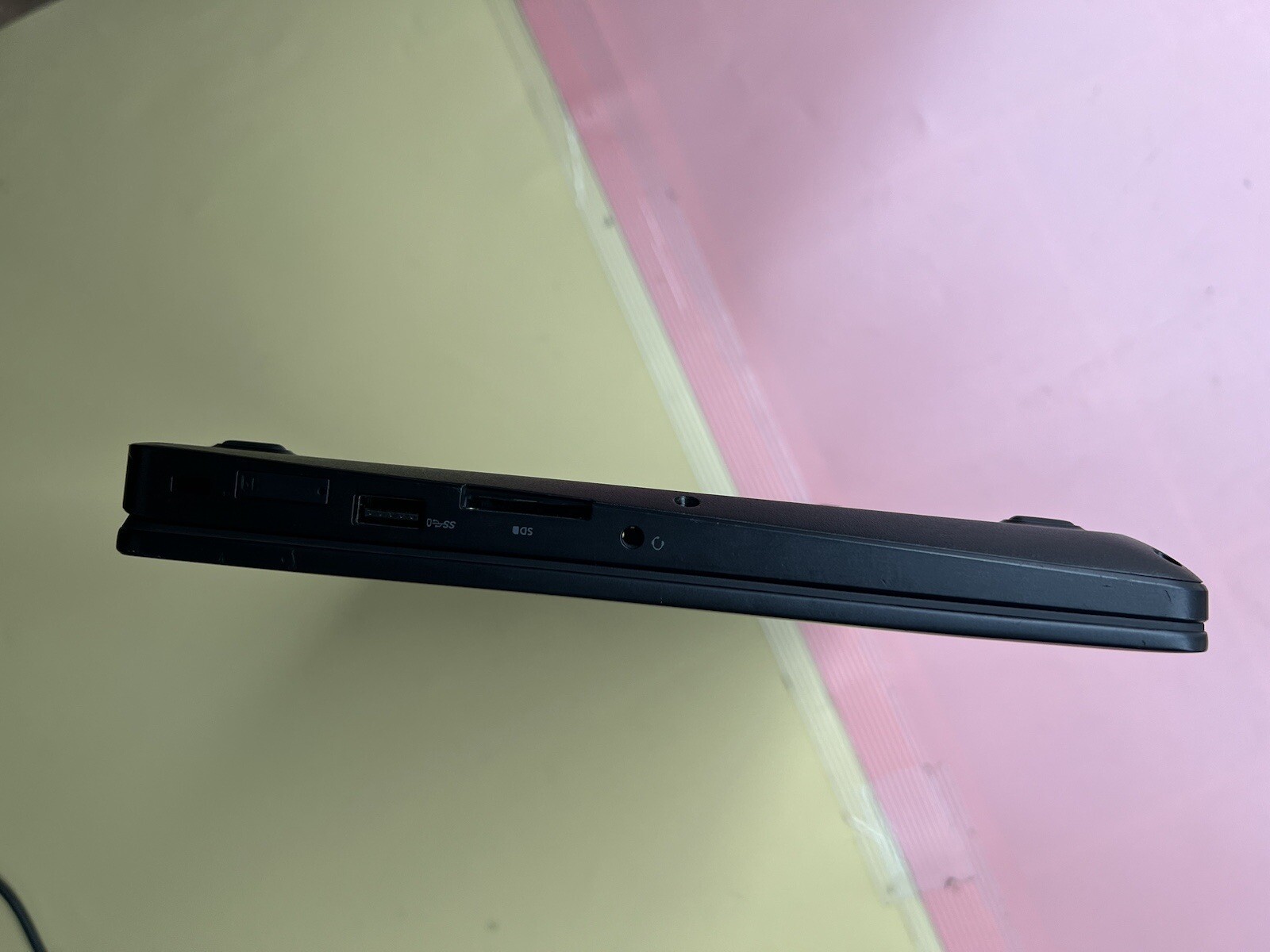 Dell Latitude E5270 Core i5-6300U 12GB RAM 256GB SSD WEBCAM BACKLIT BLUETOOTH