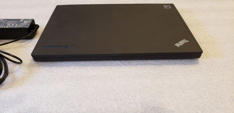 Lenovo X250  W11 Pro  Samsung SSD  Carrying Case