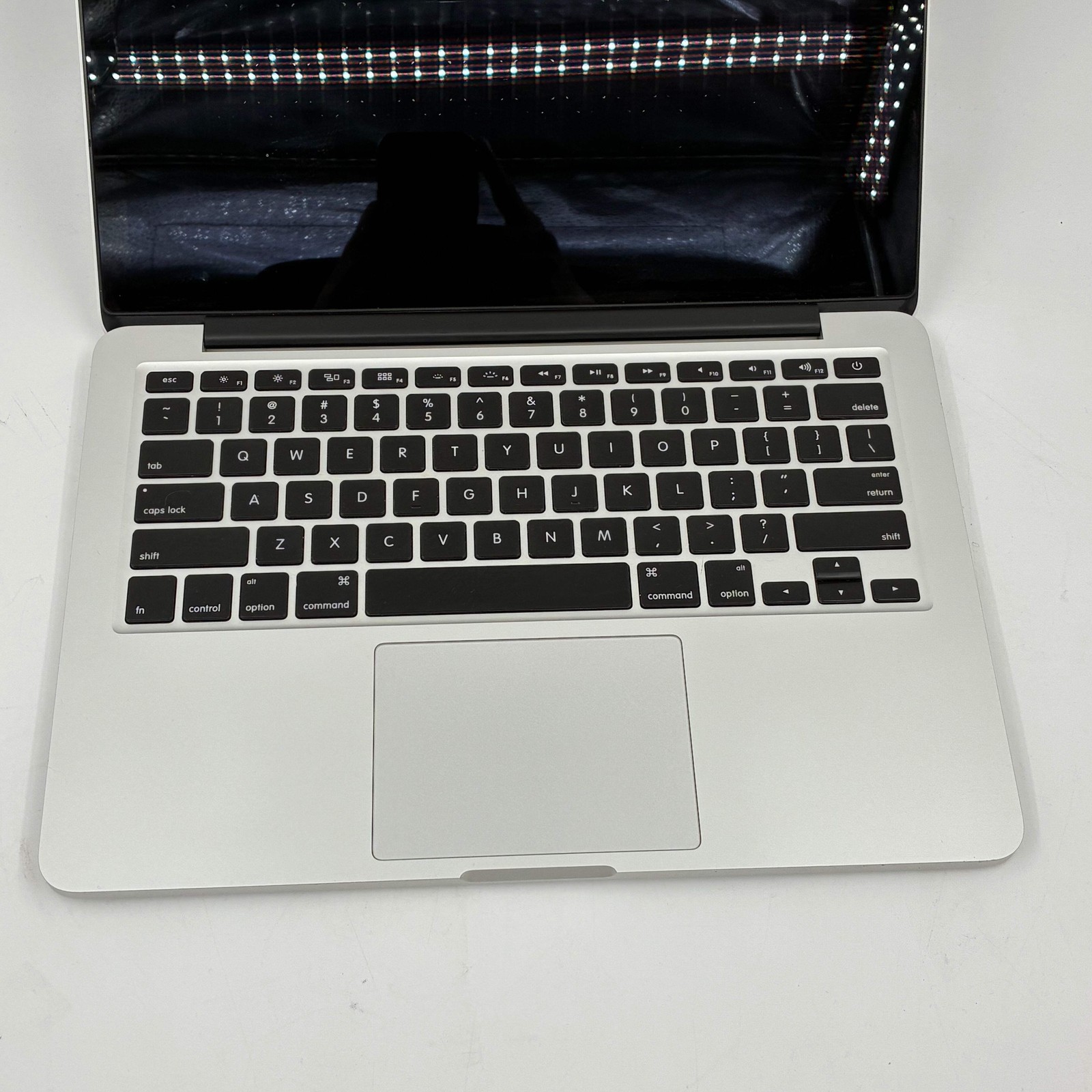 Apple MacBook Pro 13″ 2015 A1502 i5 2.9GHz 8GB 512GB SSD Silver Retina – Needs B
