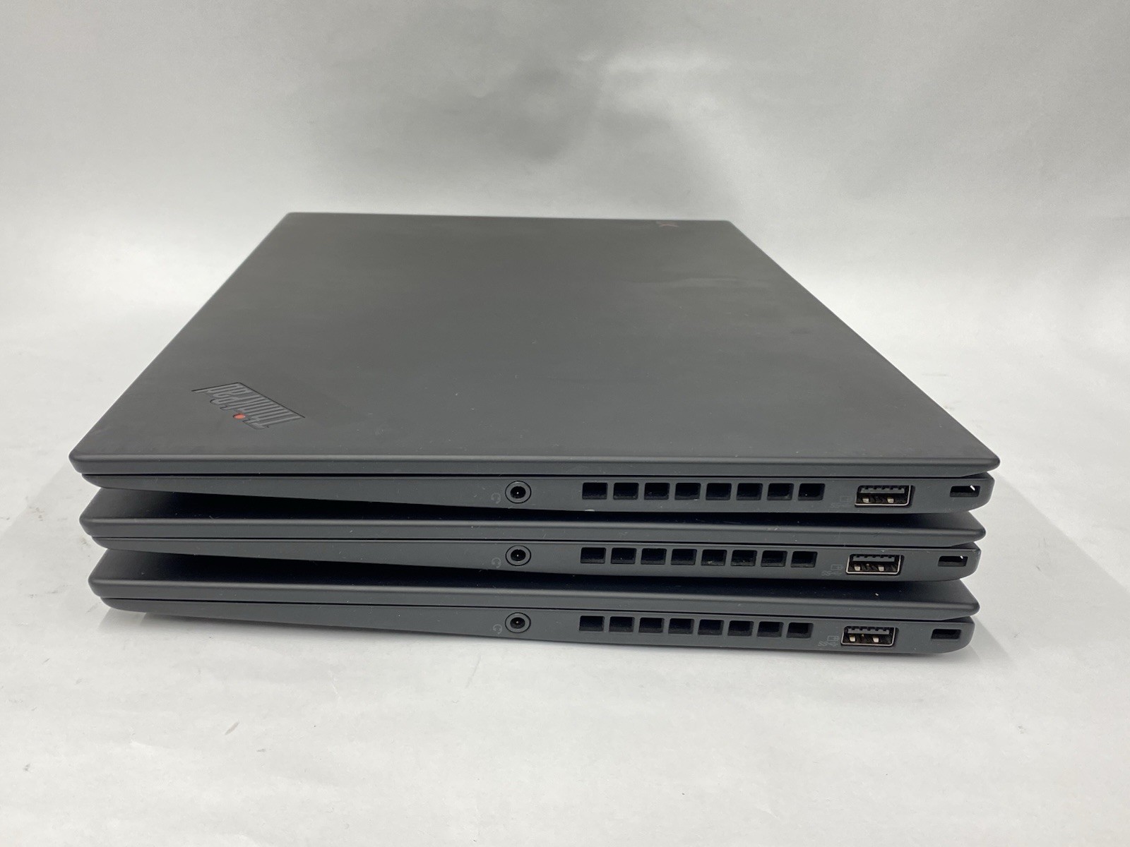 Lot of (3) Lenovo ThinkPad x1 Carbon 6th – FHD – i7-8550u – No RAM/SSD/OS – READ