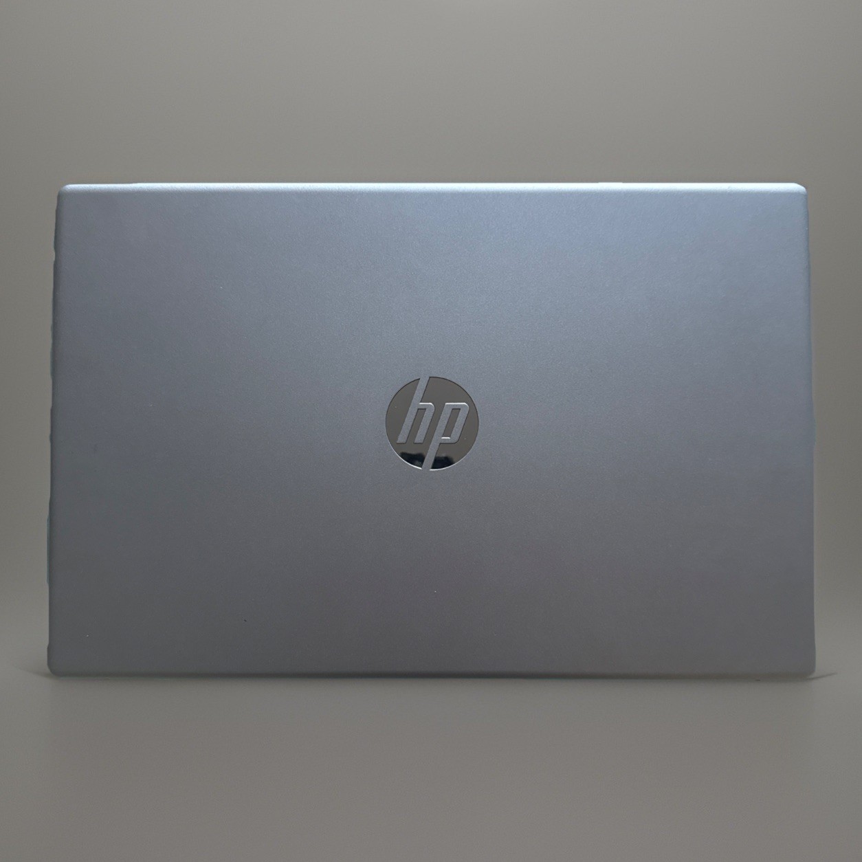 HP Laptop 15-fd0230wm 15.6″ Intel i3-N305 8GB DDR4 256GB SSD Windows 11 Home