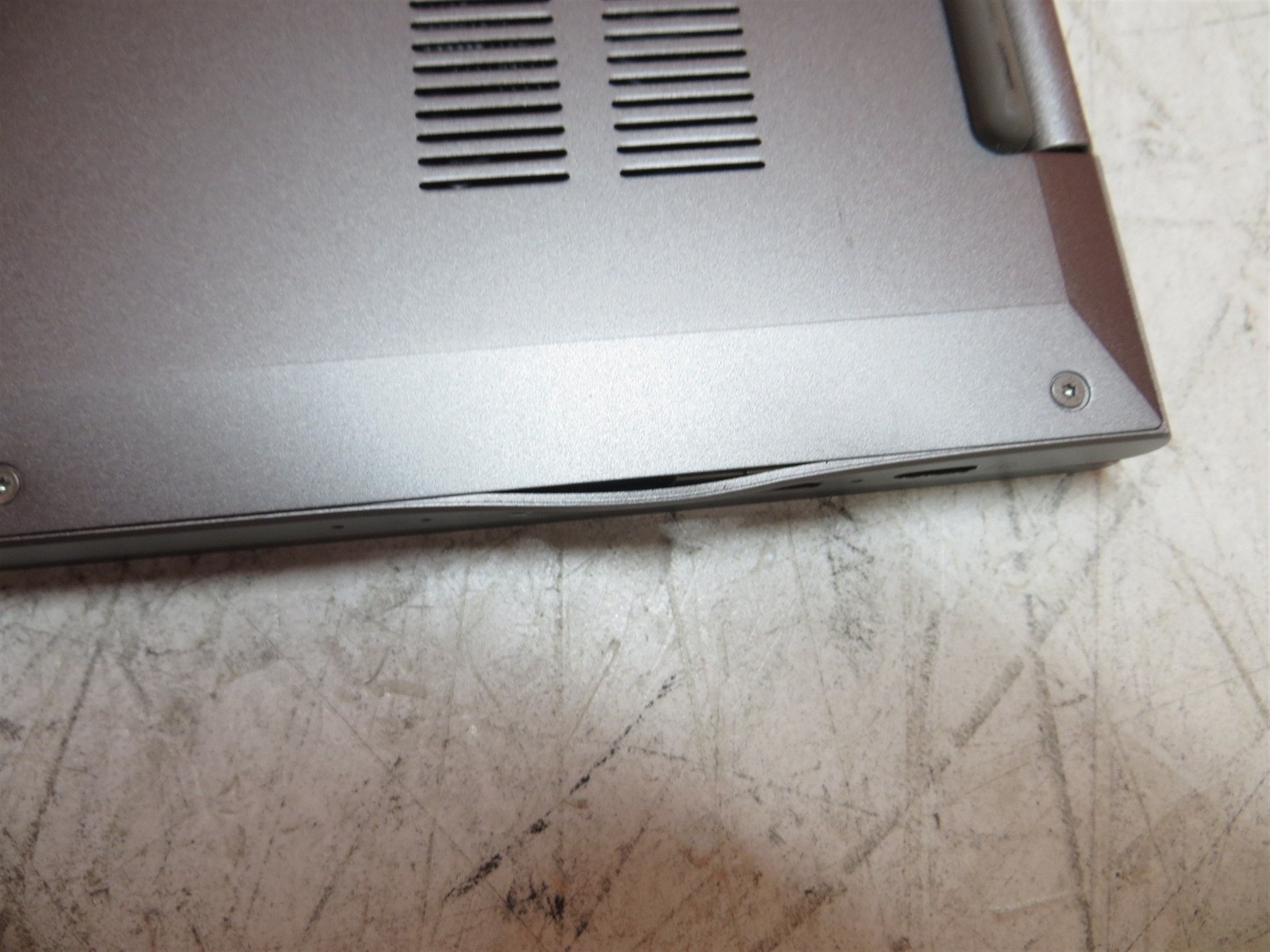 Scratched LCD Lenovo ThinkBook 13s G2 ITL Intel i7-1165G7 2.8GHz 16GB 512GB SSD