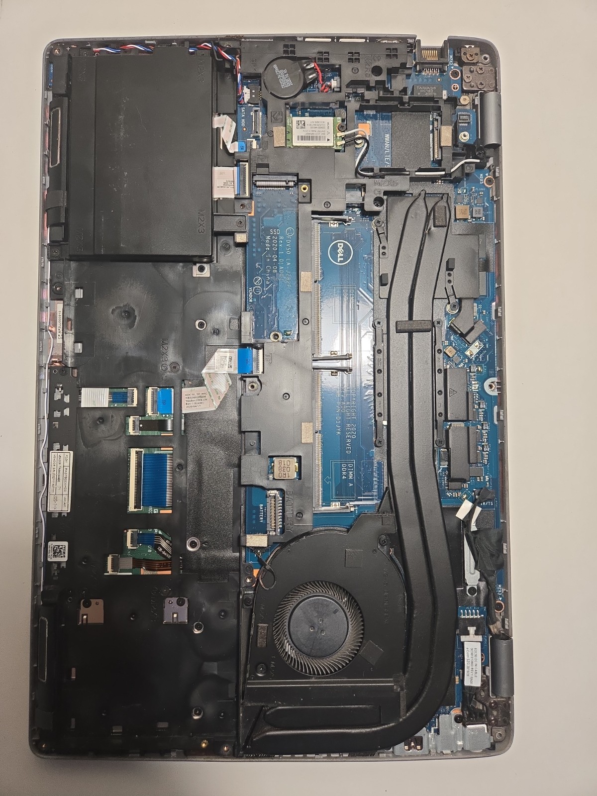 Dell 15,6″/ i5-10400H/ Camera/../ NO SSD, NO RAM, NO BATTERY, NO AC/ TESTED#16