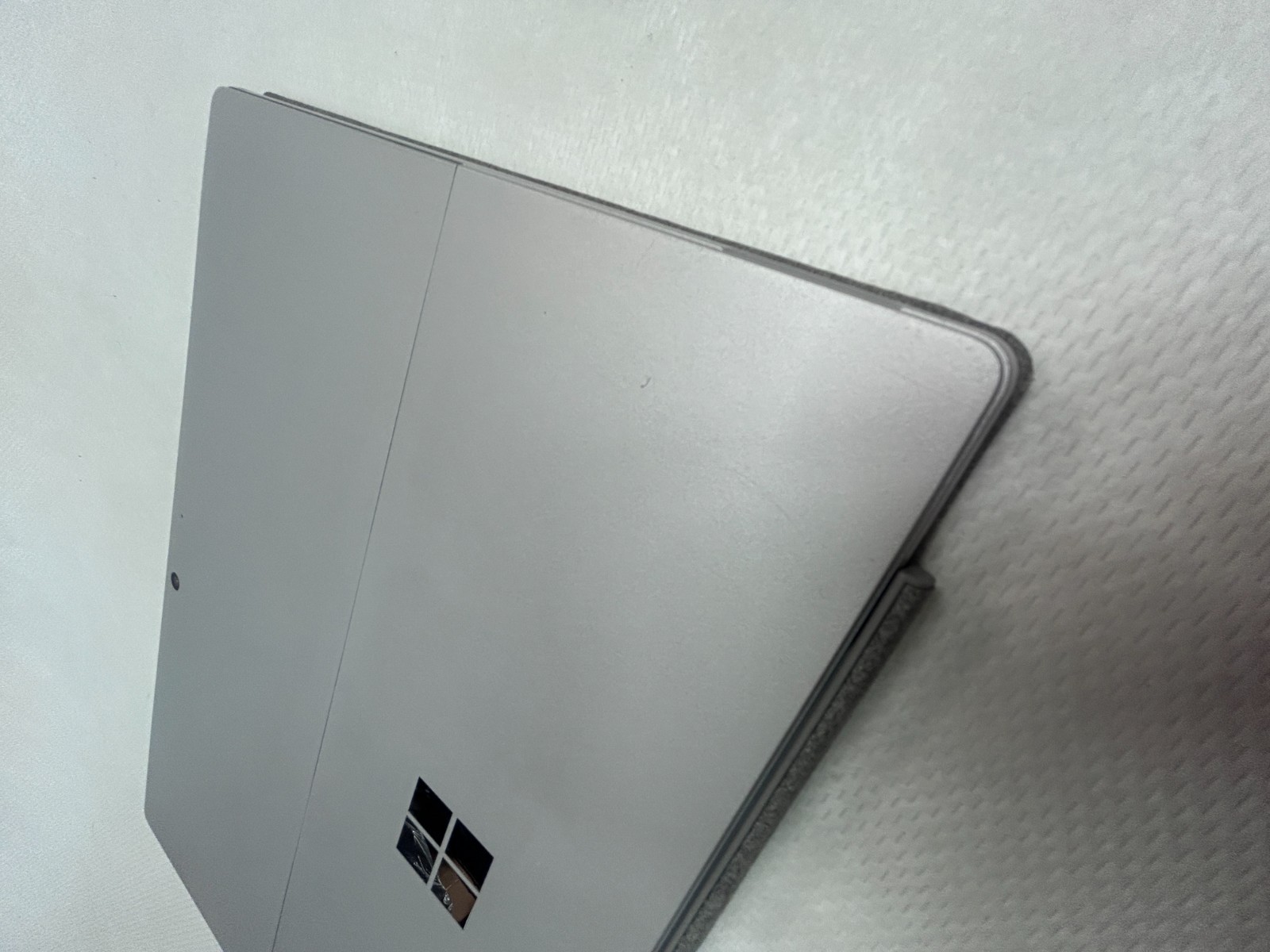 Microsoft Surface Pro 7 12.3in 10th Gen i5 8GB 256GB Type cover keyboard