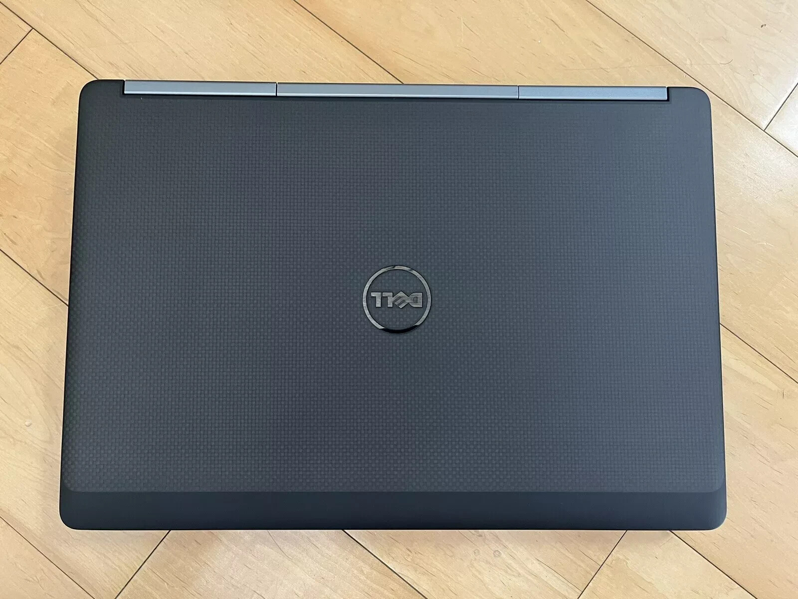 Dell Precision 7520 15.6″ i7-6820HQ @2.7GHz 32GB RAM 512GB SSD Win 11 Pro Laptop