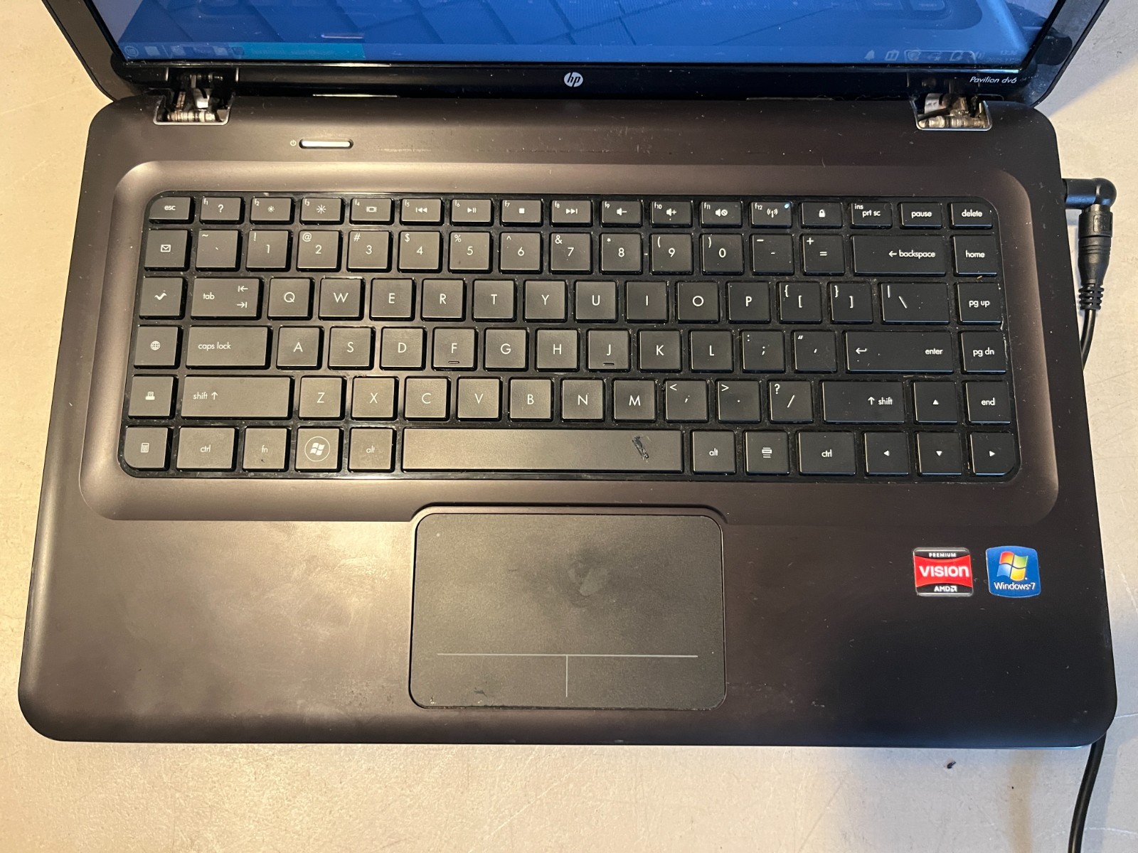 HP Pavilion dv6 Laptop AMD Phenom II 2.8GHz 4GB RAM Linux Mint HDD Win7HomeP